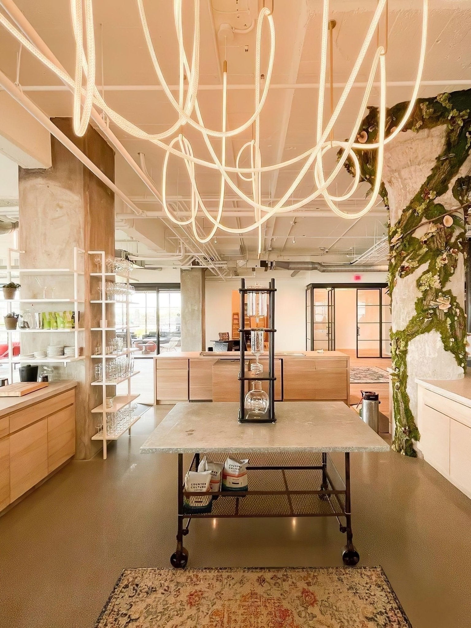 Solara Pendant Lamp Flexible Curve Silicone Brass - Letslighting