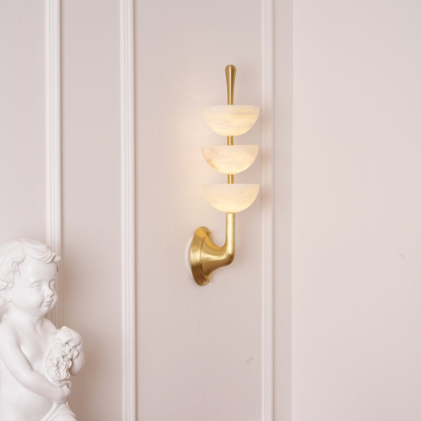 Ulmiraris Alabaster Wall Light - Neutralighting