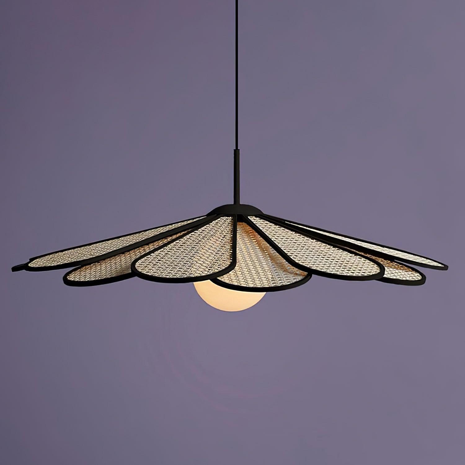 Pendelleuchte Rattan Blütenblatt Metallrahmen-Letslighting