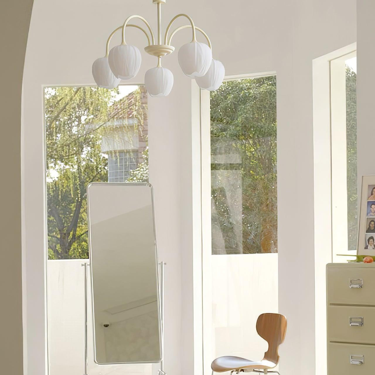 Aria Frische Tulpen-Kronleuchter