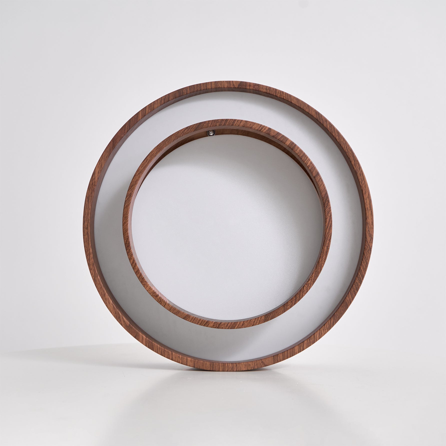 Wavin Deckenleuchte mit Doppelring in Nussbaumfarbe