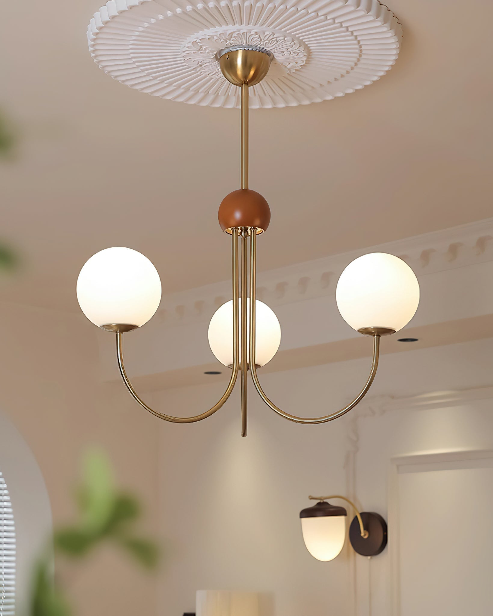 Candil Moderner Messing- und Glaskugel-Kronleuchter-Letslighting