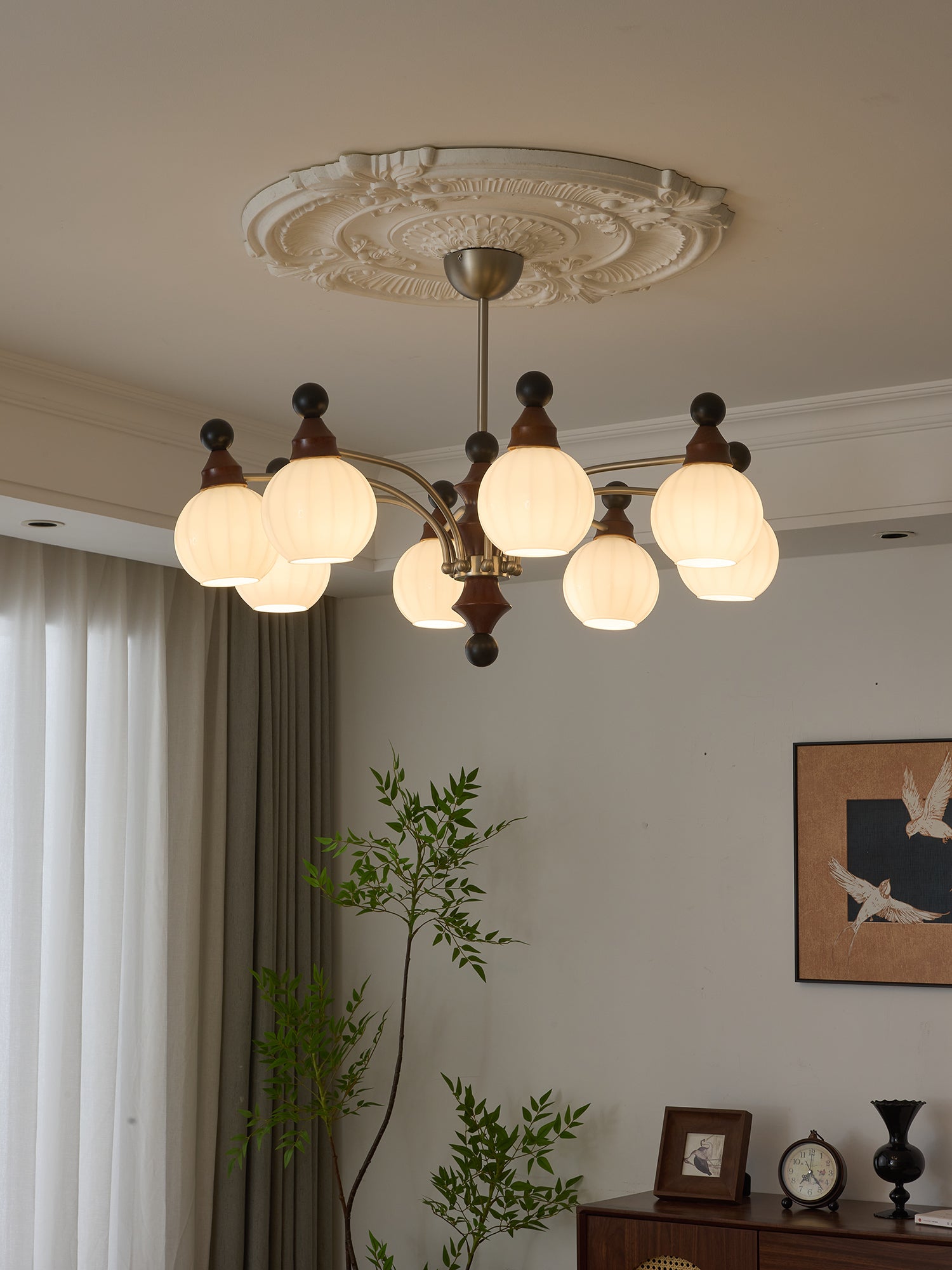 Zosilara Traditioneller Eleganter Holzkronleuchter-Letslighting