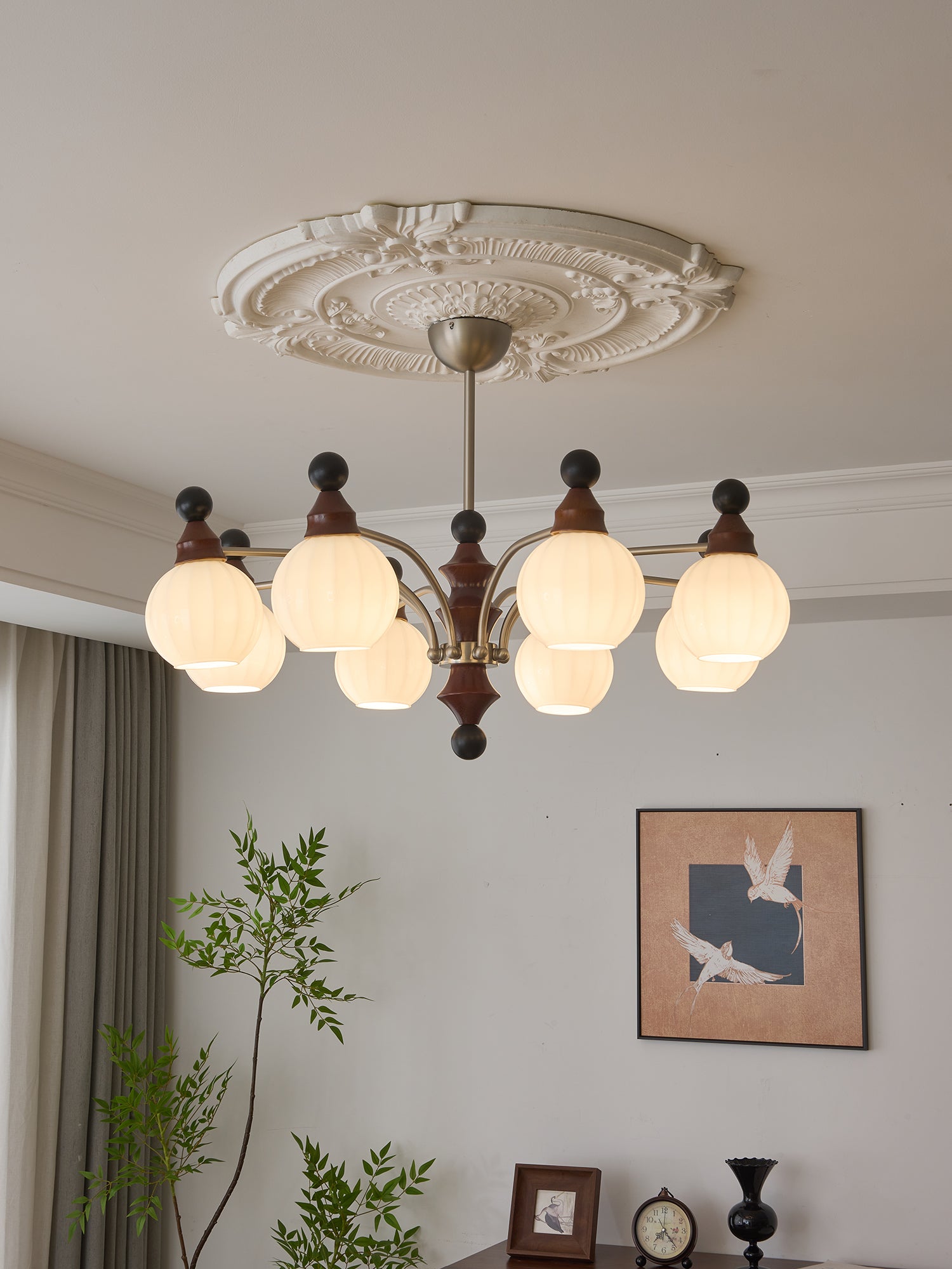 Zosilara Traditioneller Eleganter Holzkronleuchter-Letslighting