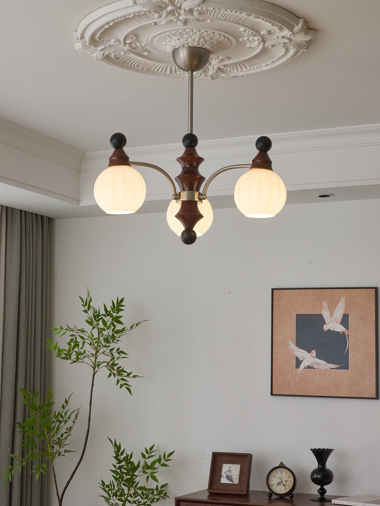Zosilara Traditioneller Eleganter Holzkronleuchter-Letslighting