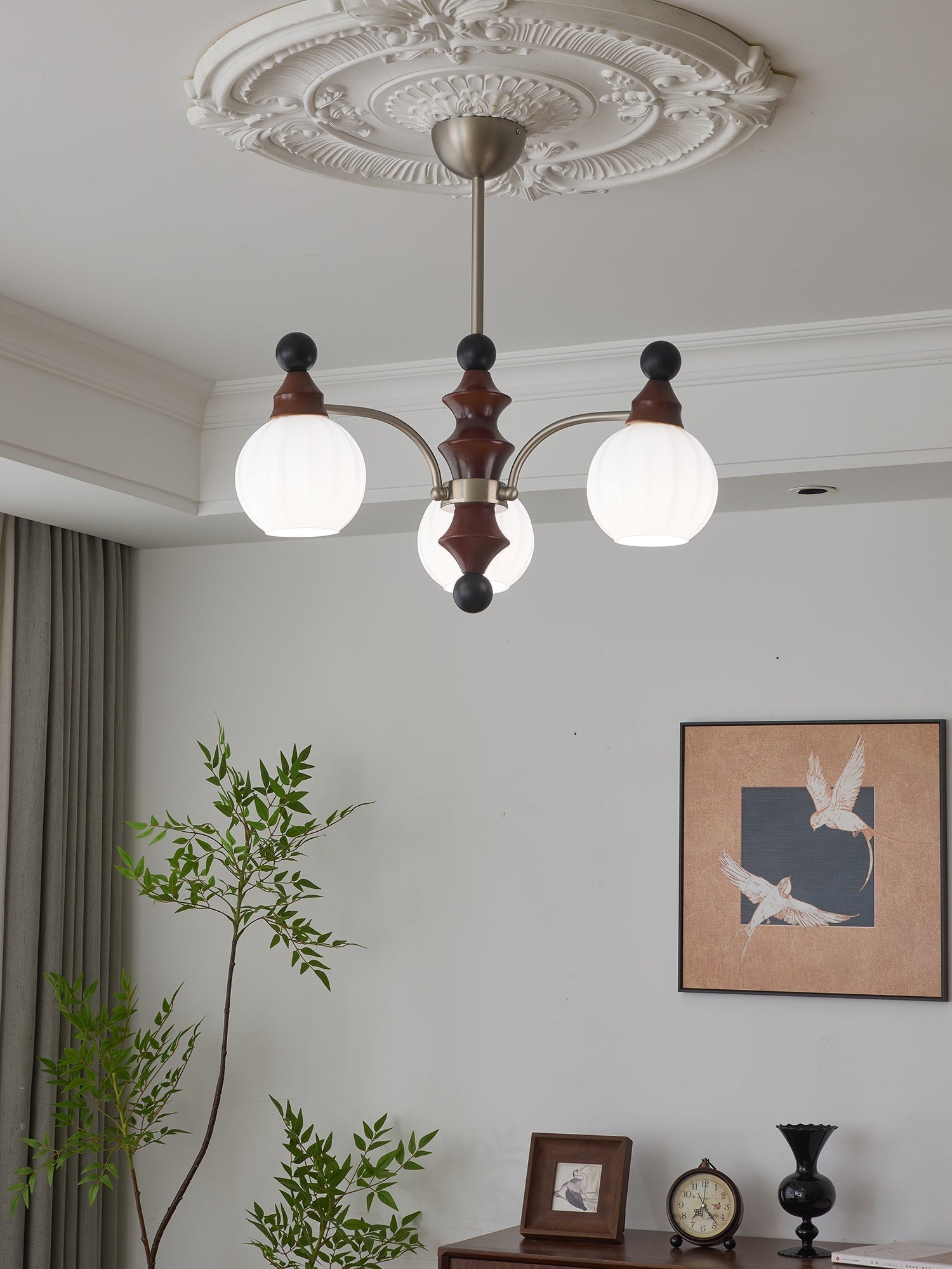 Zosilara Traditioneller Eleganter Holzkronleuchter-Letslighting