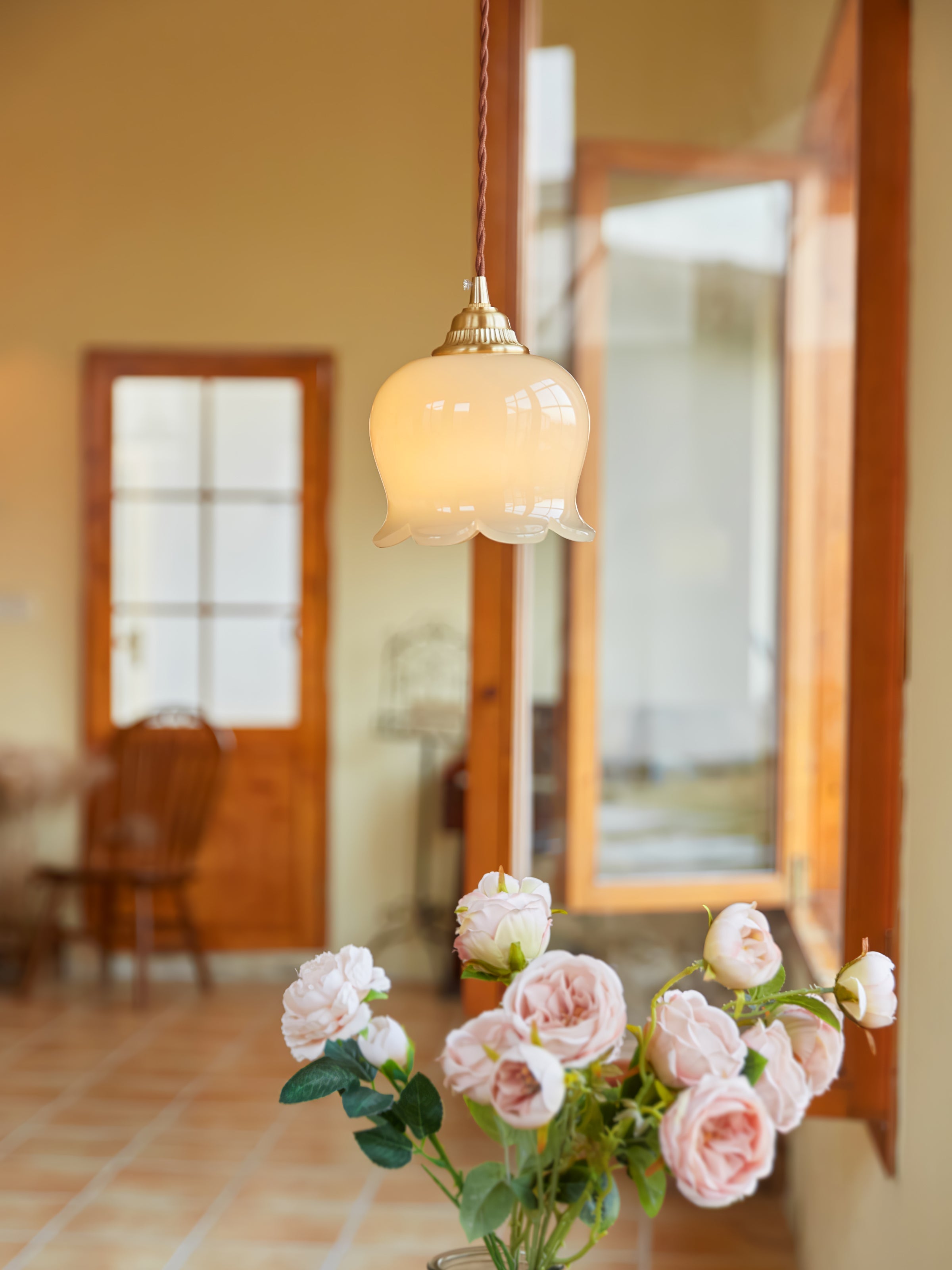 Valley Flower Pendant Lamp - Blowlighting