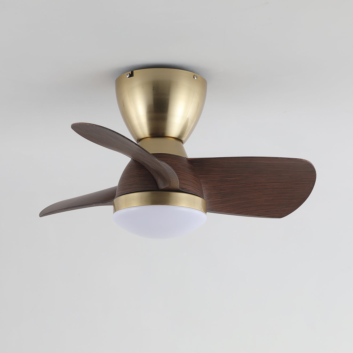 Abmessungen der Elora Deckenventilatorleuchte: Ø 55cm x H 26cm