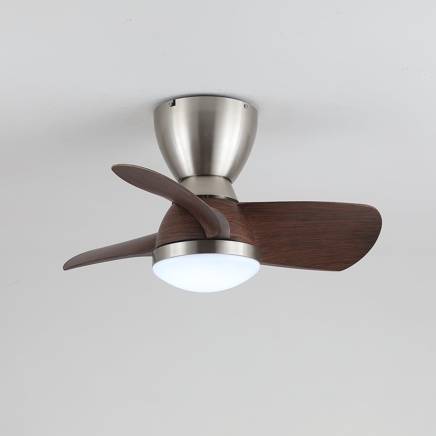 Elora Deckenventilatorleuchte mit weißem Acryl-Lampenschirm