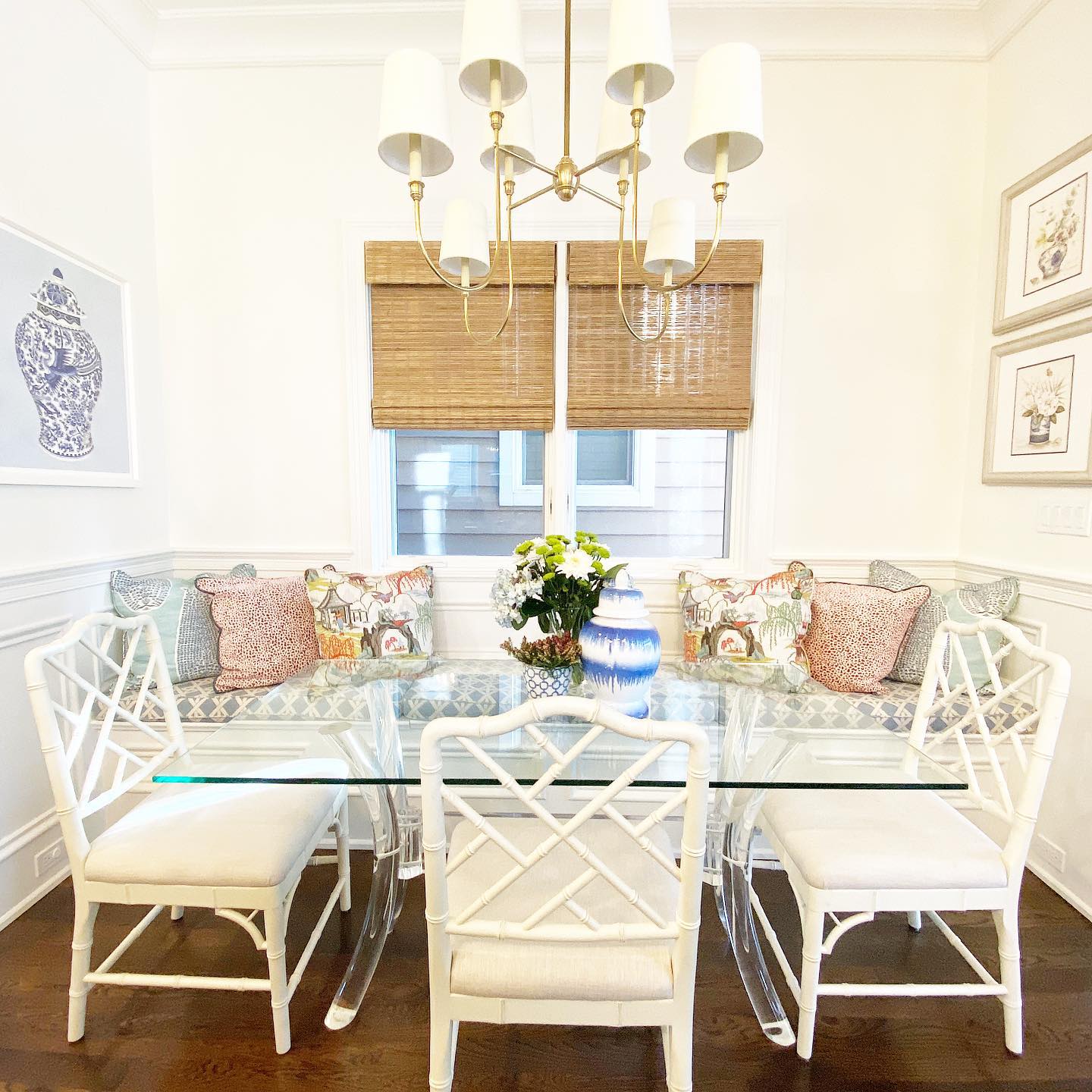 Talia Kronleuchter aus luxuriösem Messing mit Stoffschirm