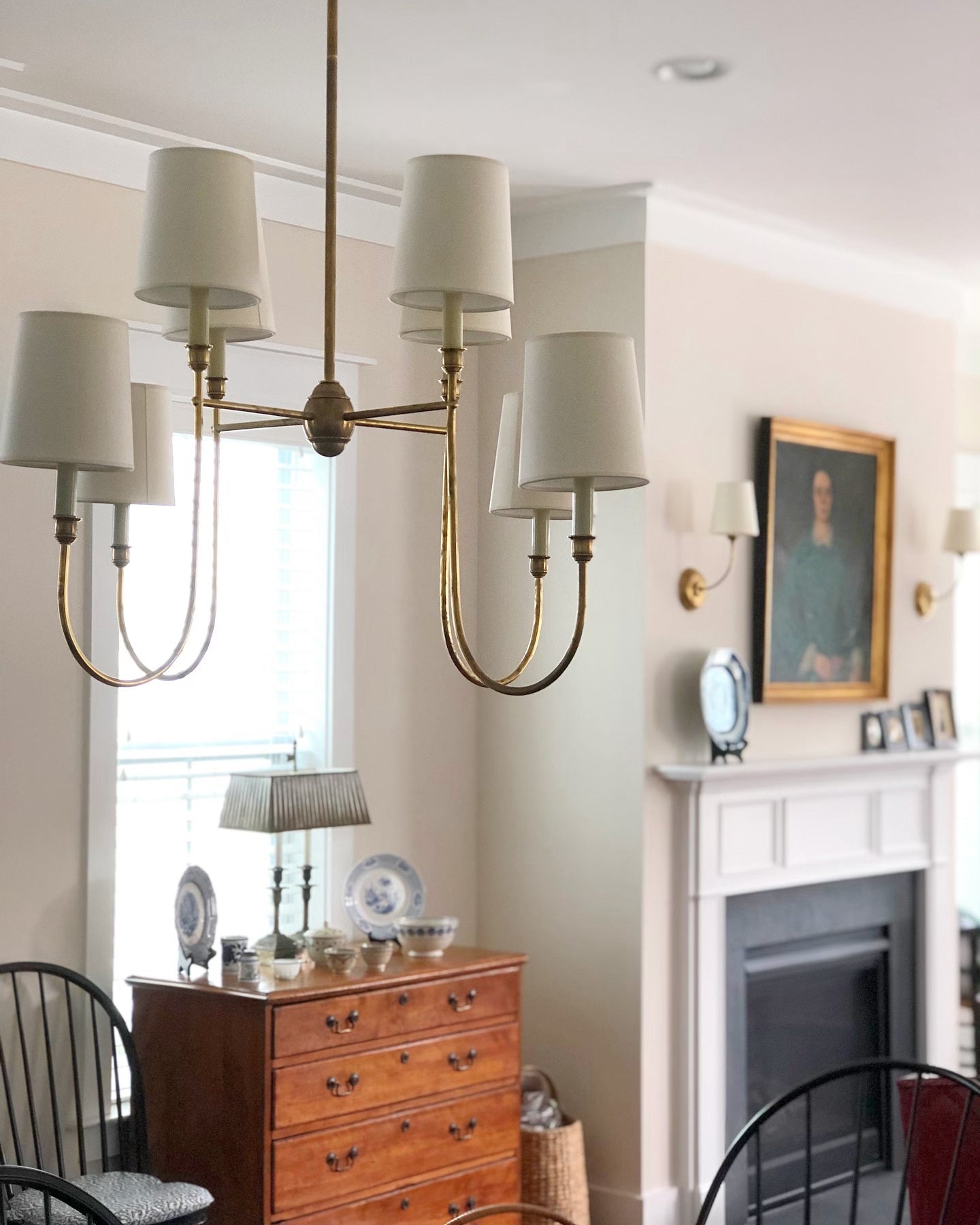 Nyshair Industrieller Vintage Kronleuchter aus Messing mit Stoffbezug-Letslighting