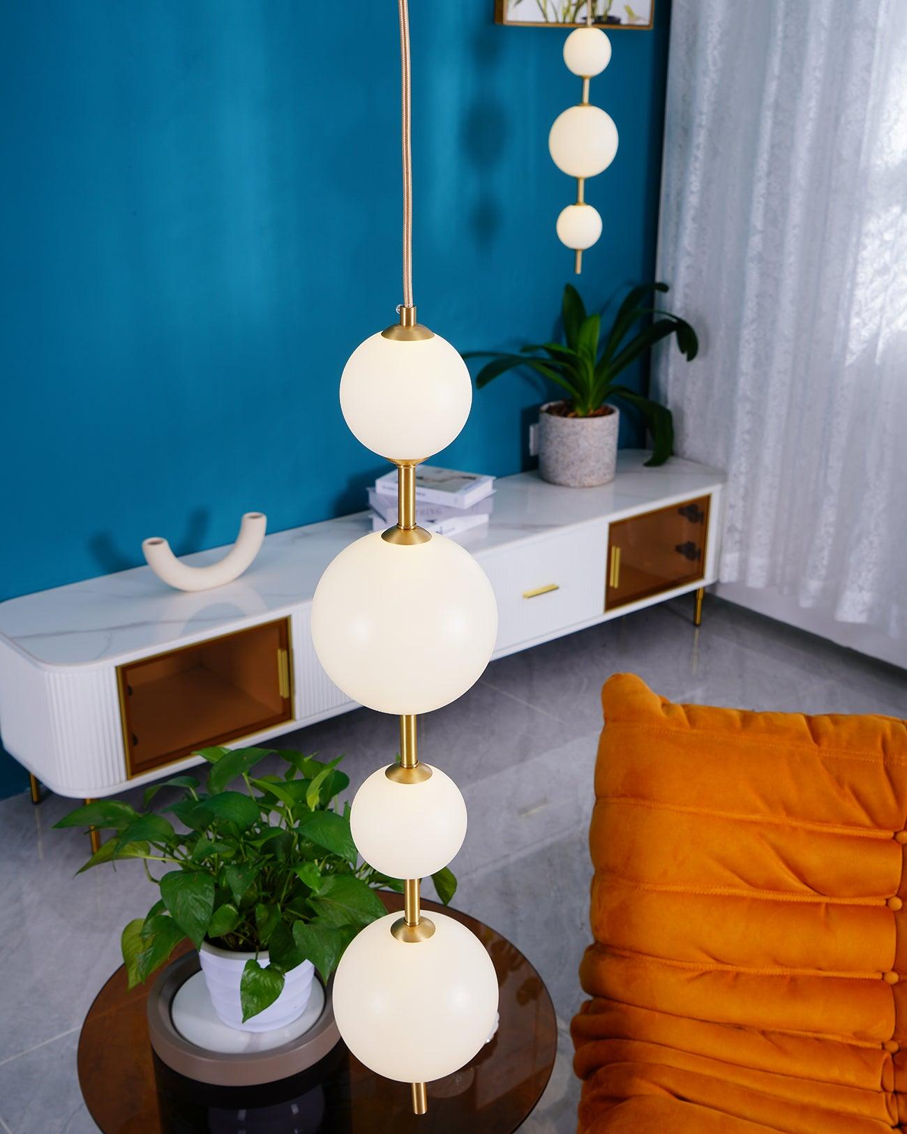 Vertical Globe Pendant Lamp - Blowlighting
