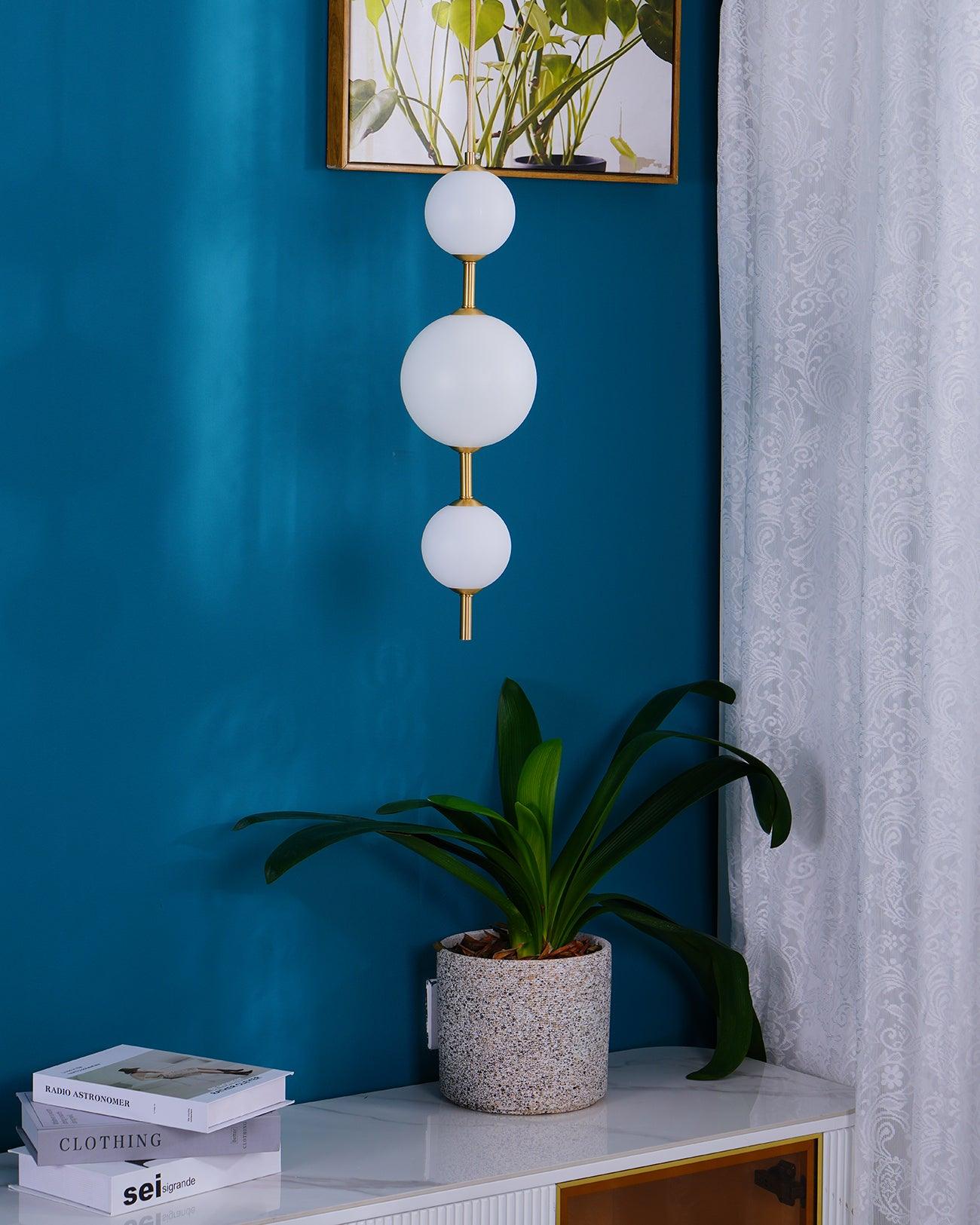 Vertical Globe Pendant Lamp - Blowlighting