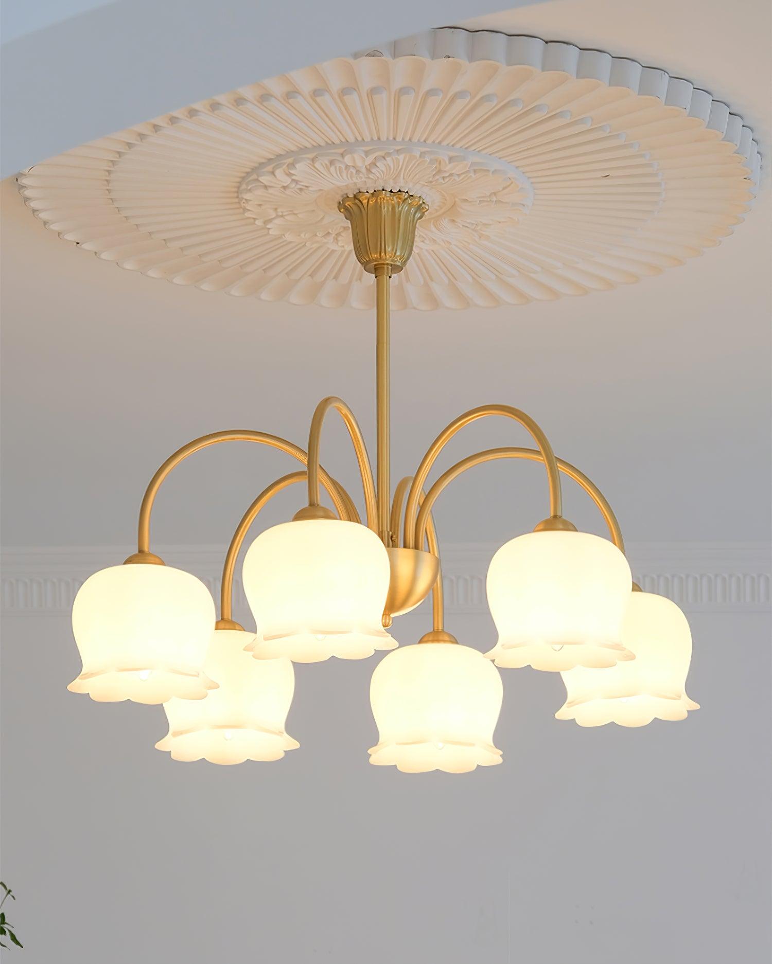 Fionel Vintage Kronleuchter mit Blütenblatt-Glas-Letslighting