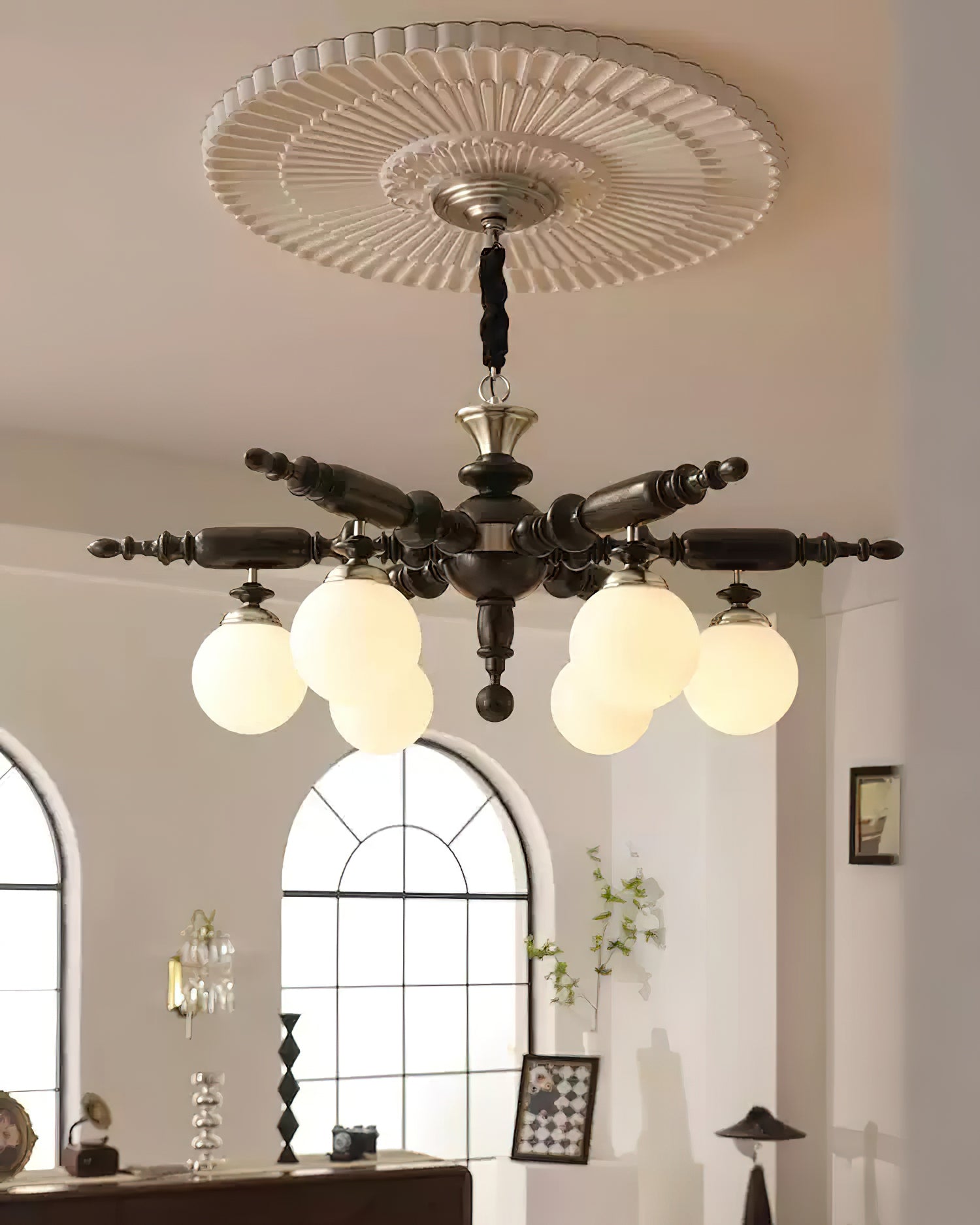 Juvian Vintage Kronleuchter aus Holz-Letslighting