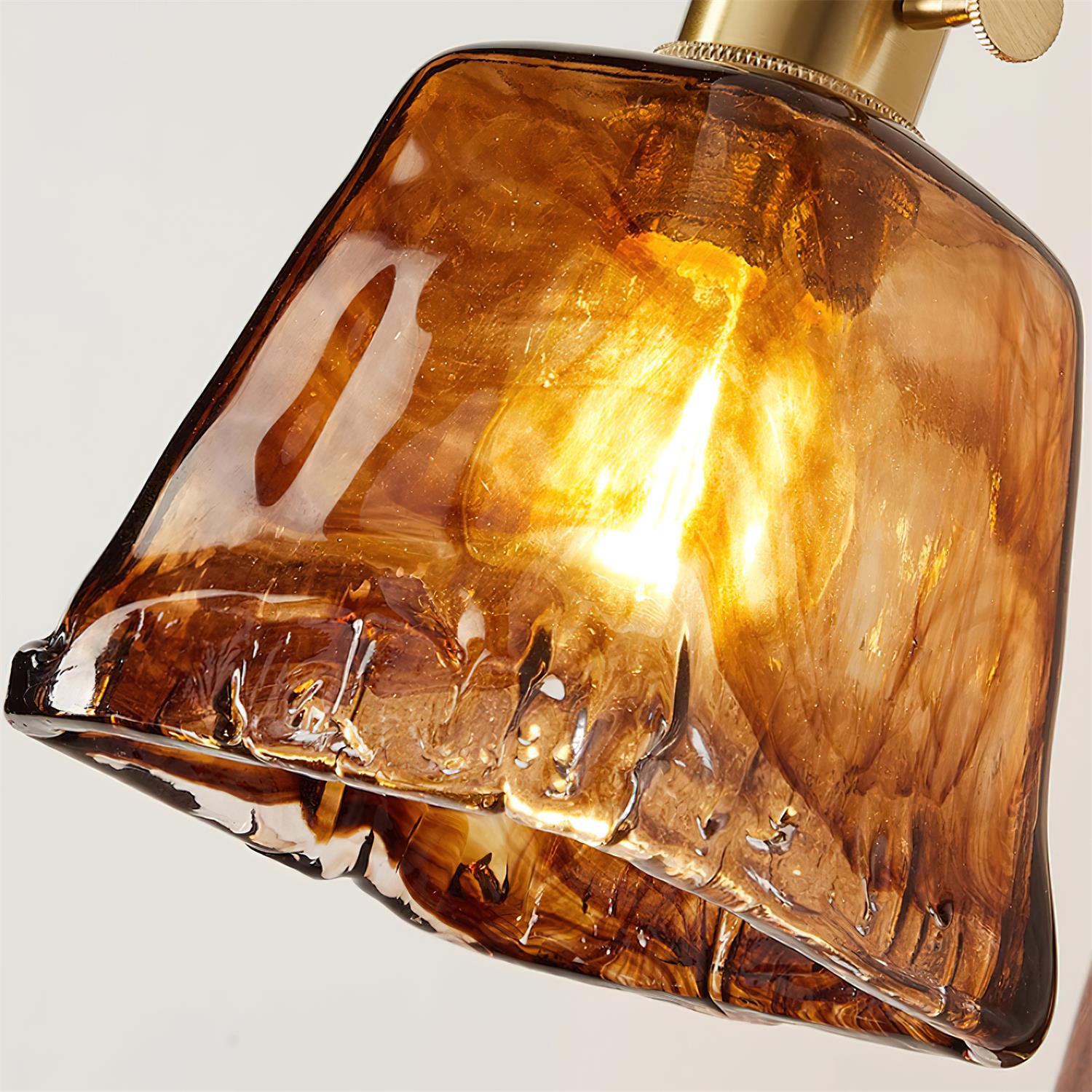 Royal Vintage Wandleuchte aus Messing und Glas-Letslighting