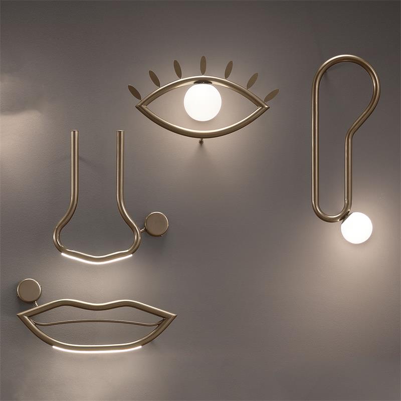 Oldore Wandleuchte aus Messing und Glas-Letslighting