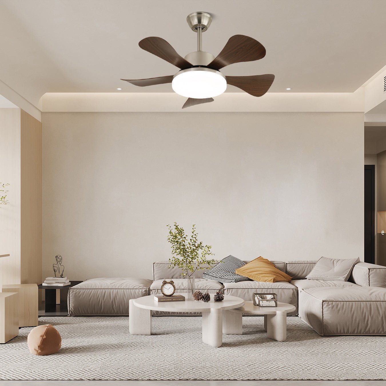 Fernbedienung für den modernen Deckenventilator aus Holz mit Licht