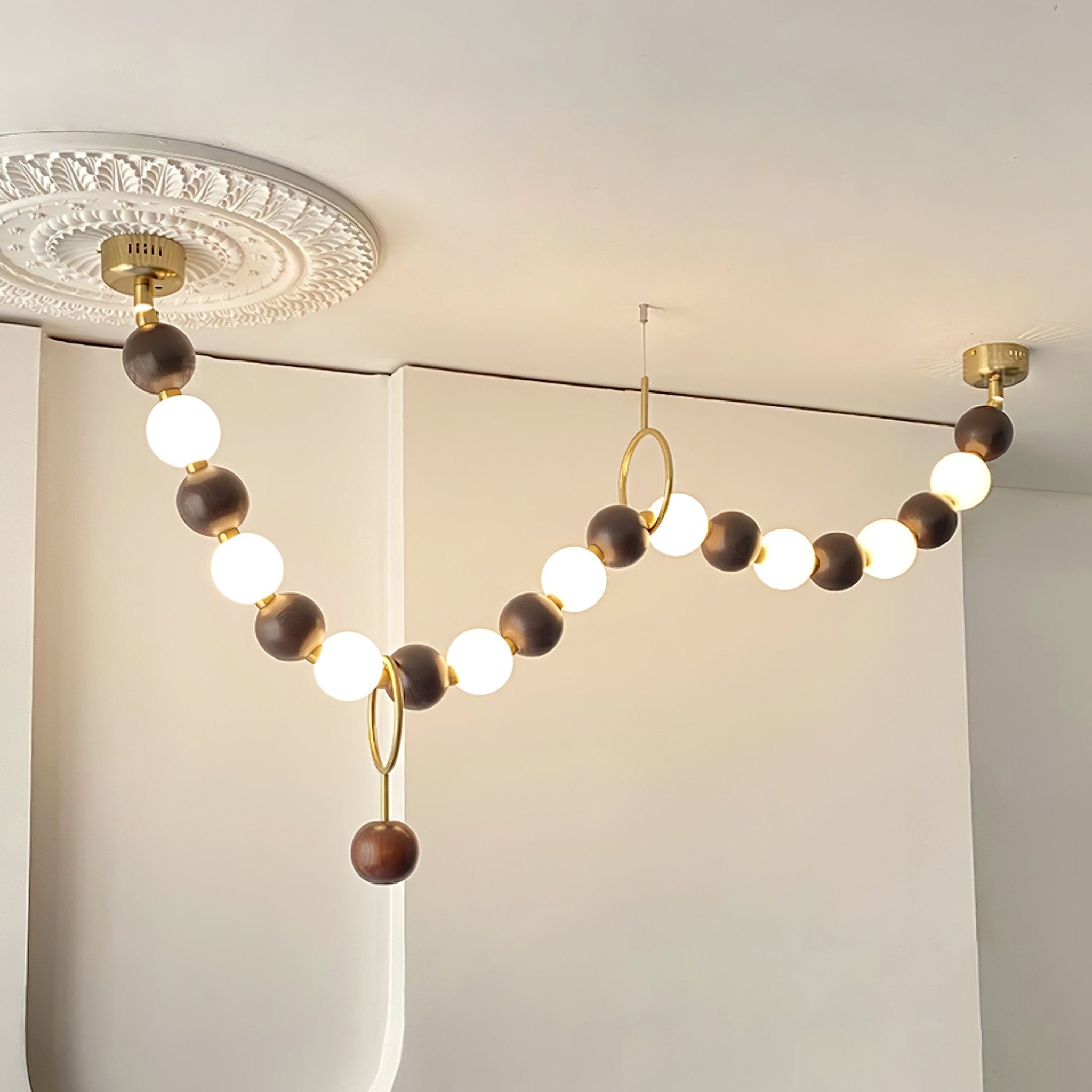 Aurora Kronleuchter-Nussbaumperlenkette-Letslighting