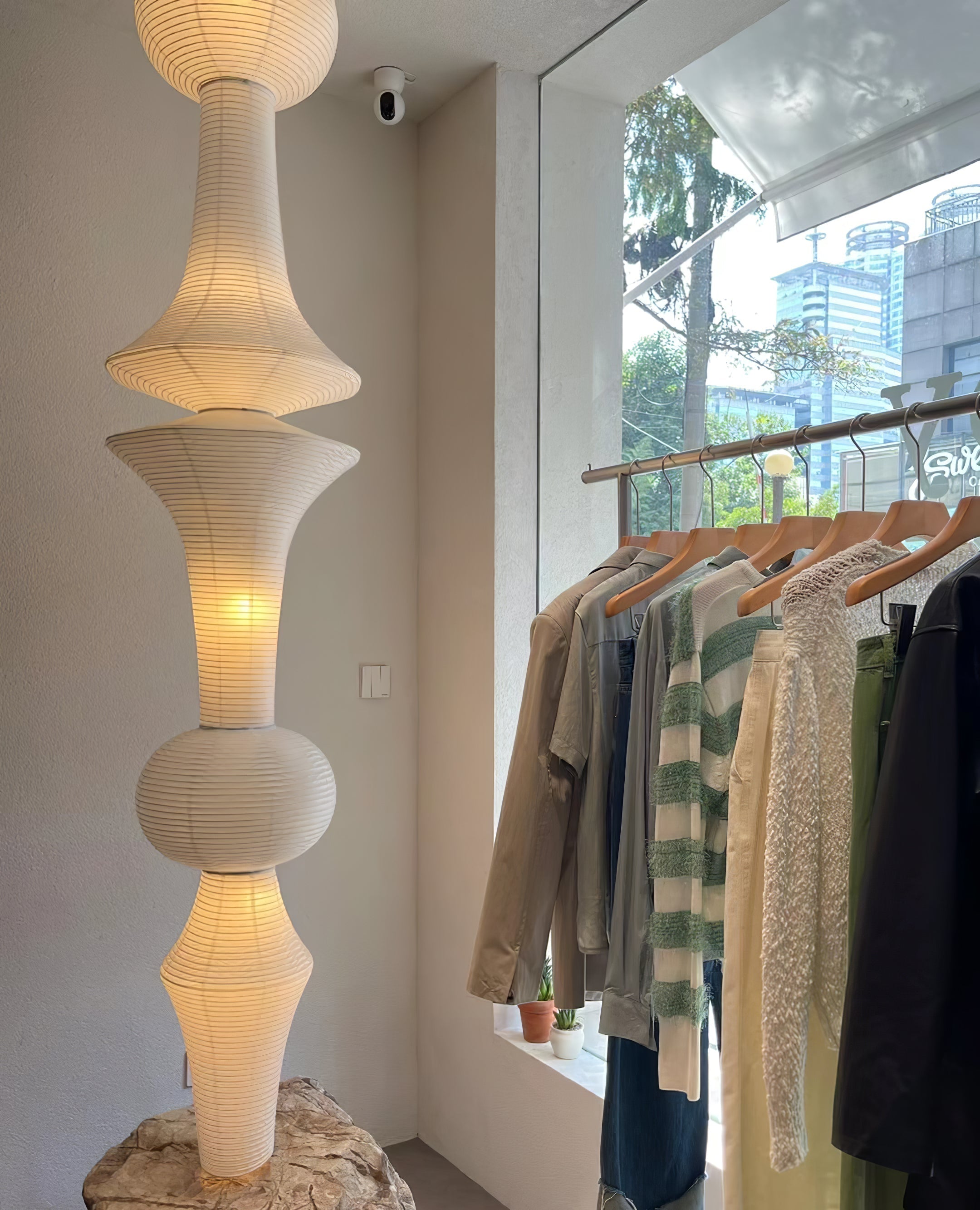 Washi Paper E Pendant Light - Blowlighting