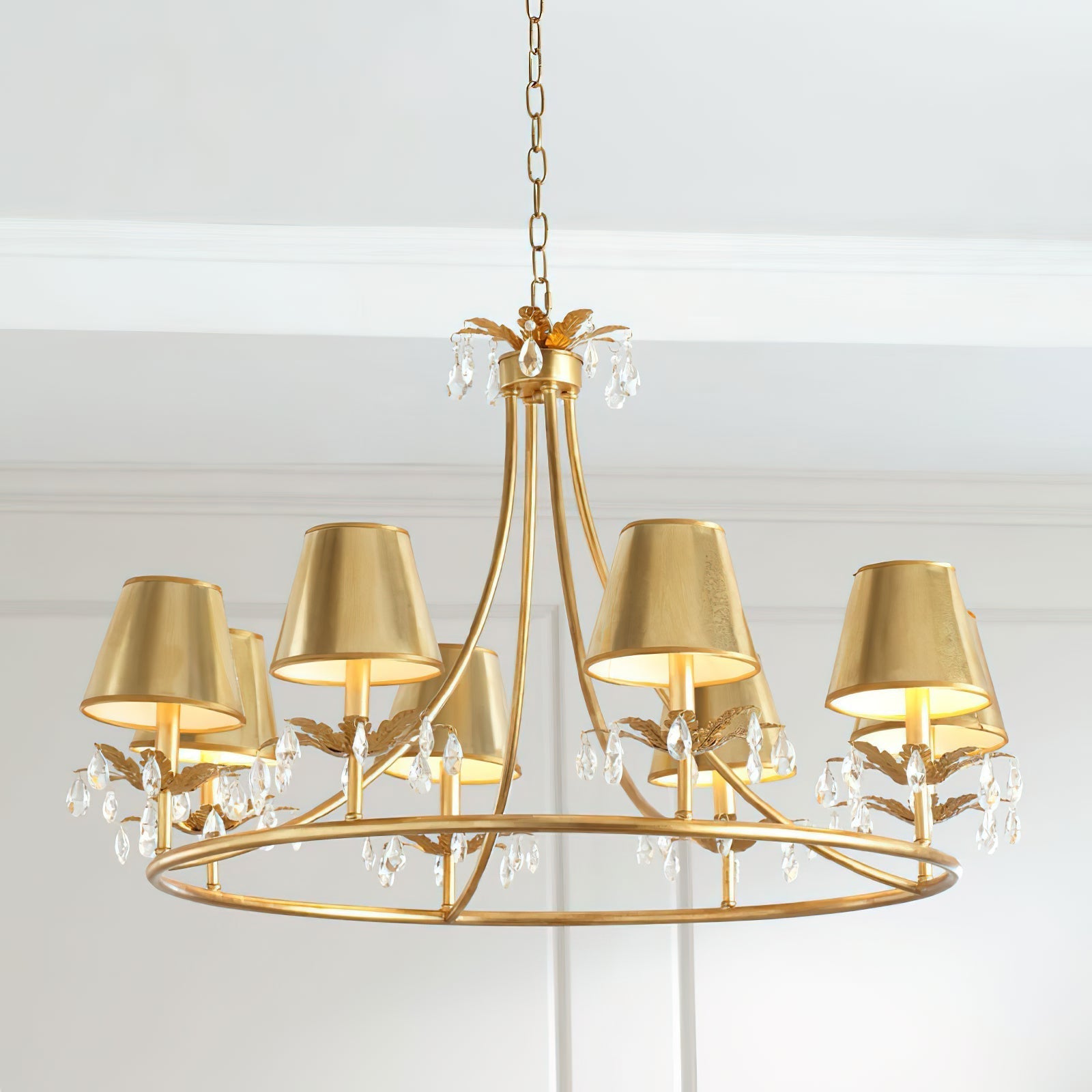 Ivsilan Industrieller Vintage Kronleuchter aus Messing und Kristall-Letslighting