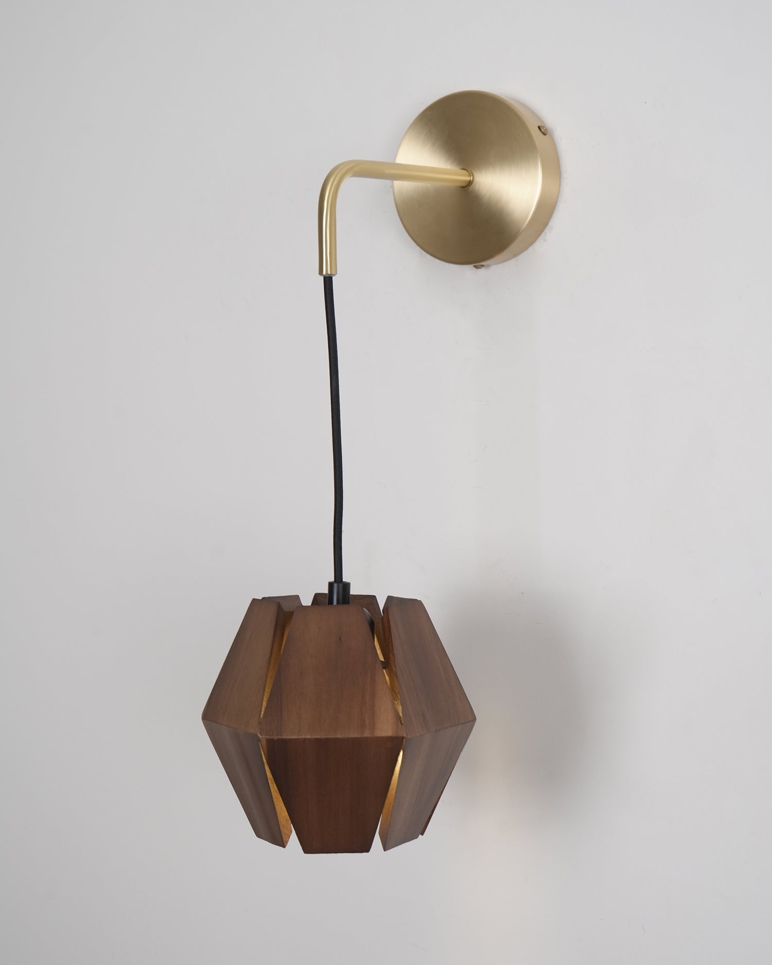 Yale Geometrische Nordische Minimalistische Wandleuchte aus Holz-Letslighting