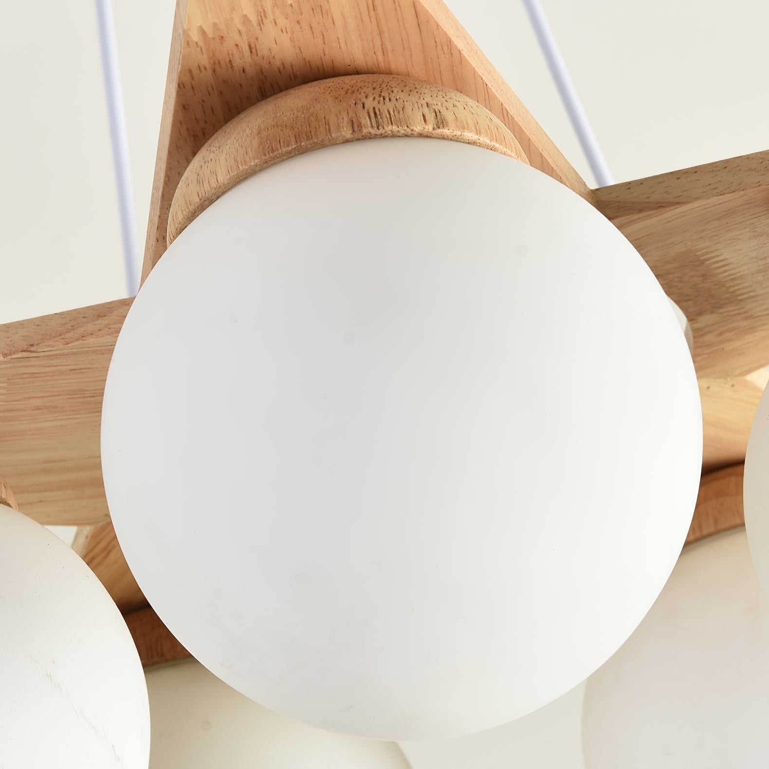 Zothaus Stern-Glas-Holz-Kronleuchter-Letslighting