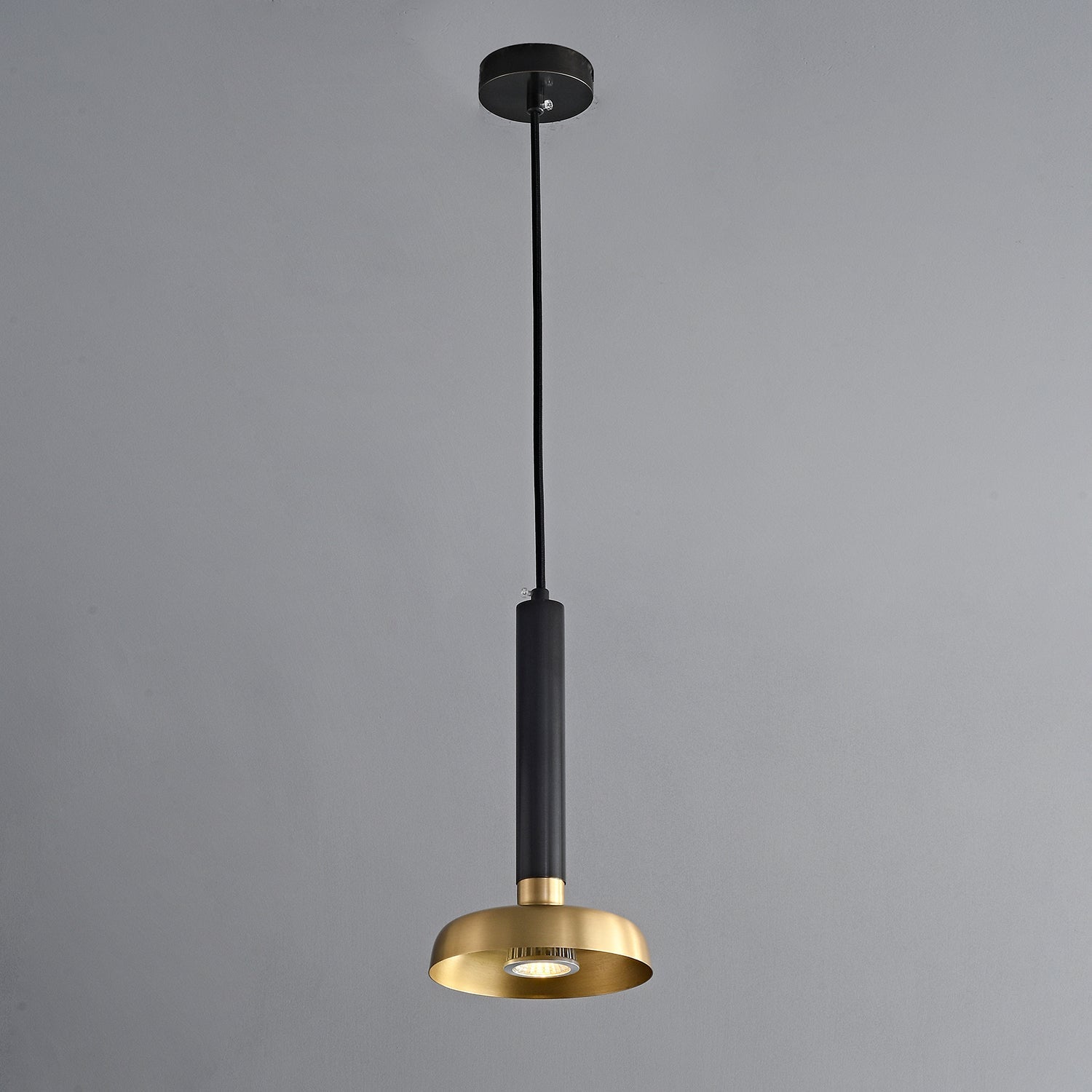 Zephyros Pendant Lamp - Blowlighting
