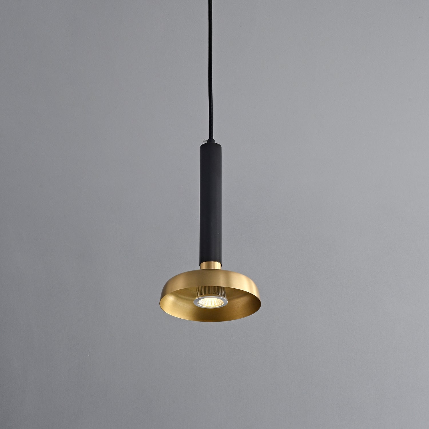 Zephyros Pendant Lamp - Blowlighting