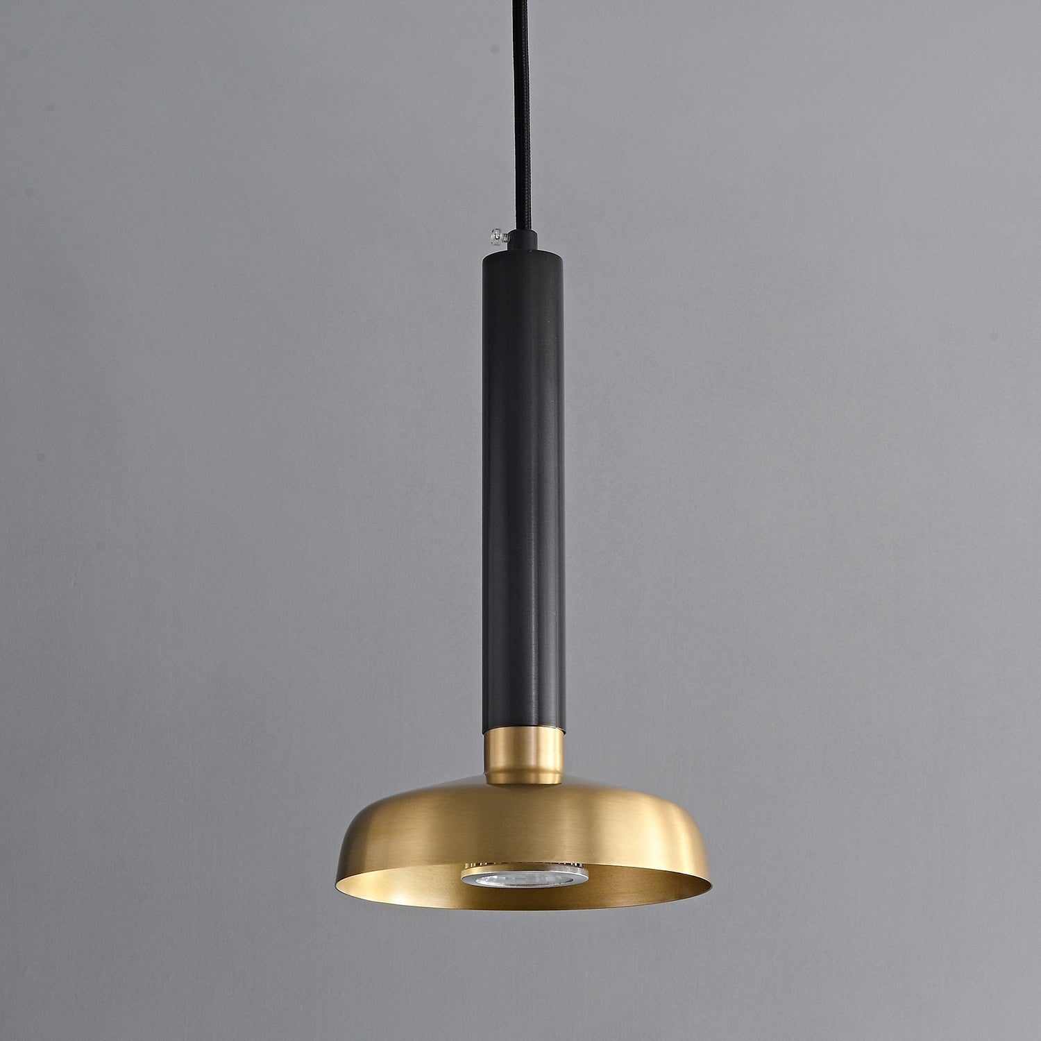 Zephyros Pendant Lamp - Blowlighting