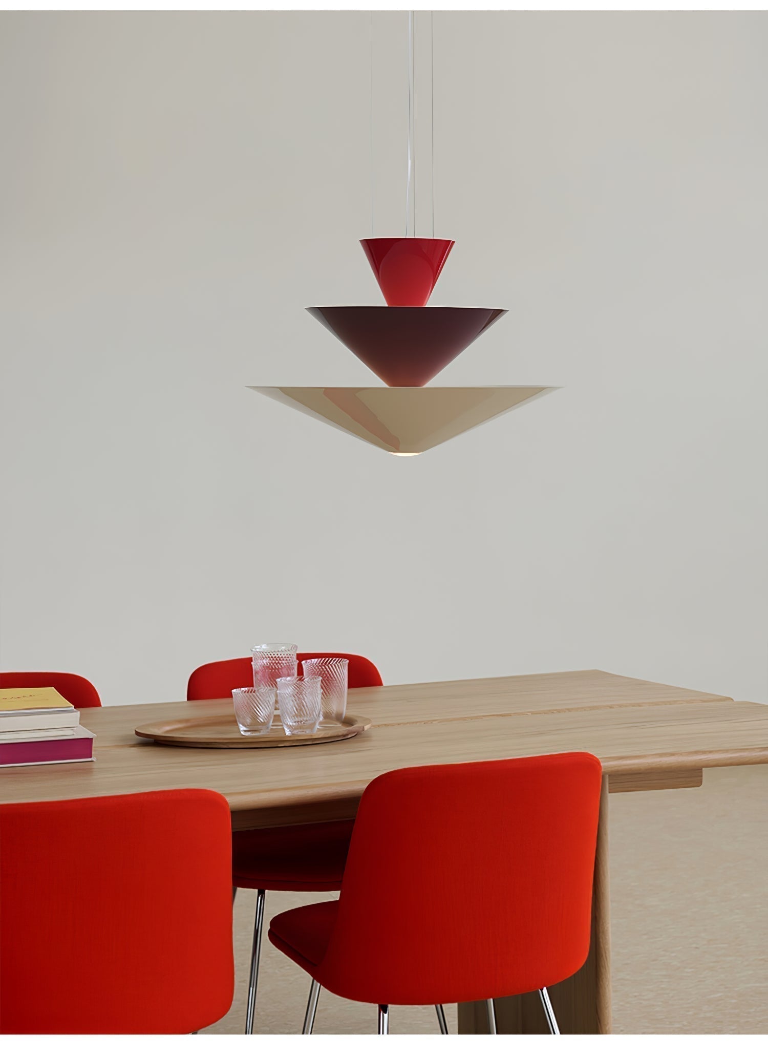 Pyramia Gestufte Pendelleuchte mit Farbblock-Letslighting