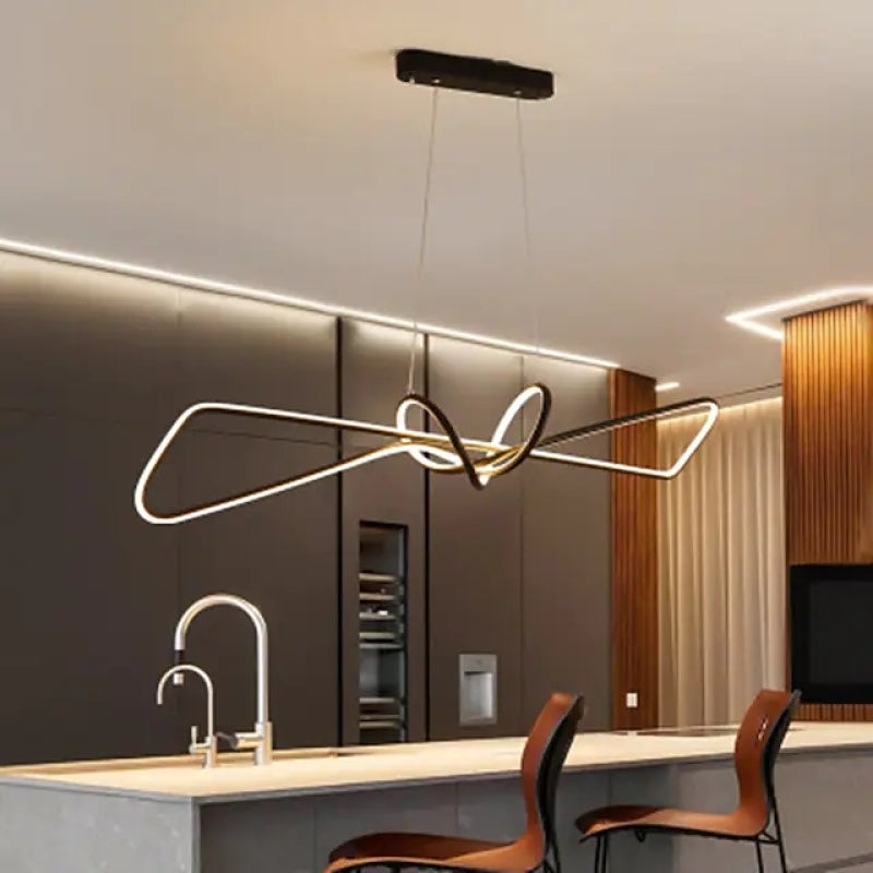 Arisha Minimalistische LED Pendelleuchte Schwarz/Gold Essenzimmer