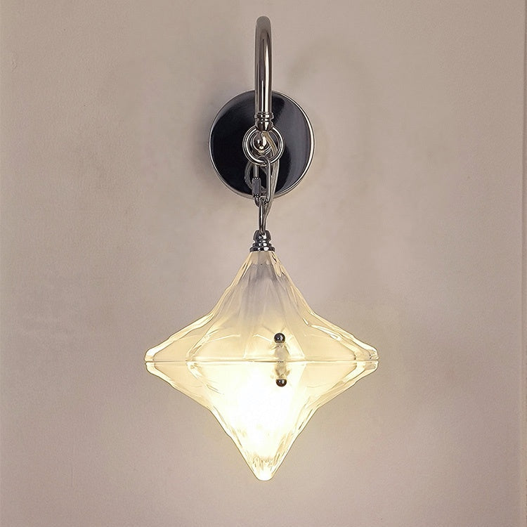 Wandleuchte in einem minimalistischen Ambiente
