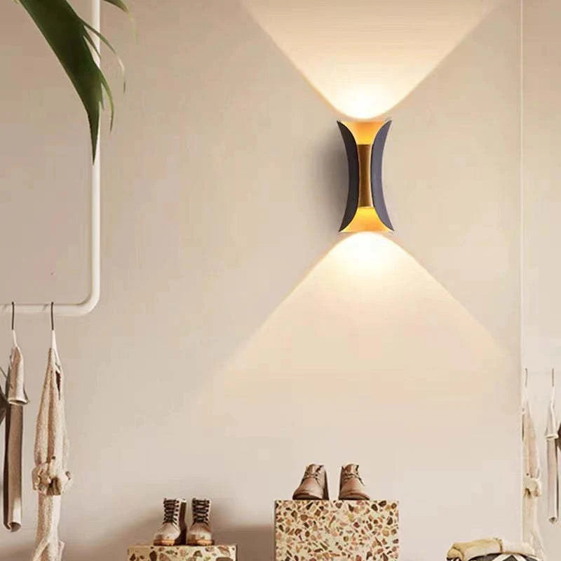 Ray Design Gebogene LED Außenwandleuchte Gold/Schwarz/Weiß Garten/Flur Metall
