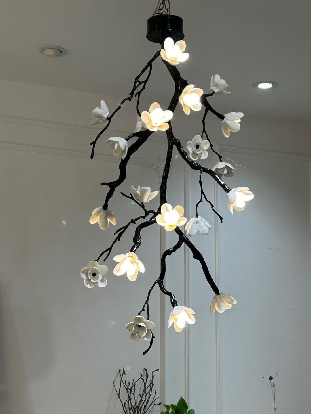 Lustra Blumen-Zweig-Kronleuchter in Schwarz-Letslighting