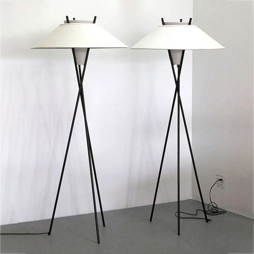 Arisha Modern LED Stehleuchte Tripod Wohnzimmer Schlafzimmer, Weiß, Metall Stoff