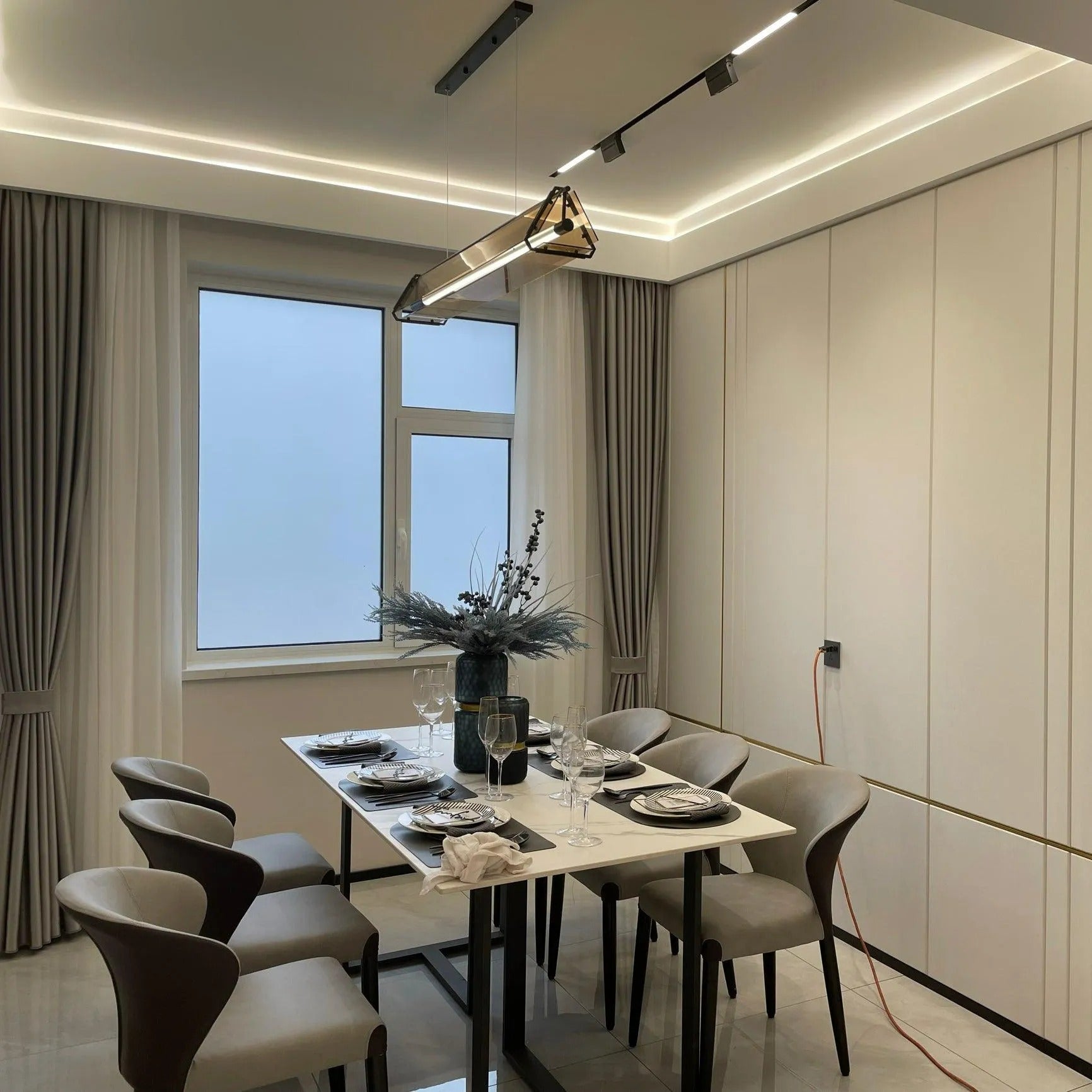 Arisha Industrielle LED Pendelleuchte Schlaf/Wohnzimmer Gold Glas
