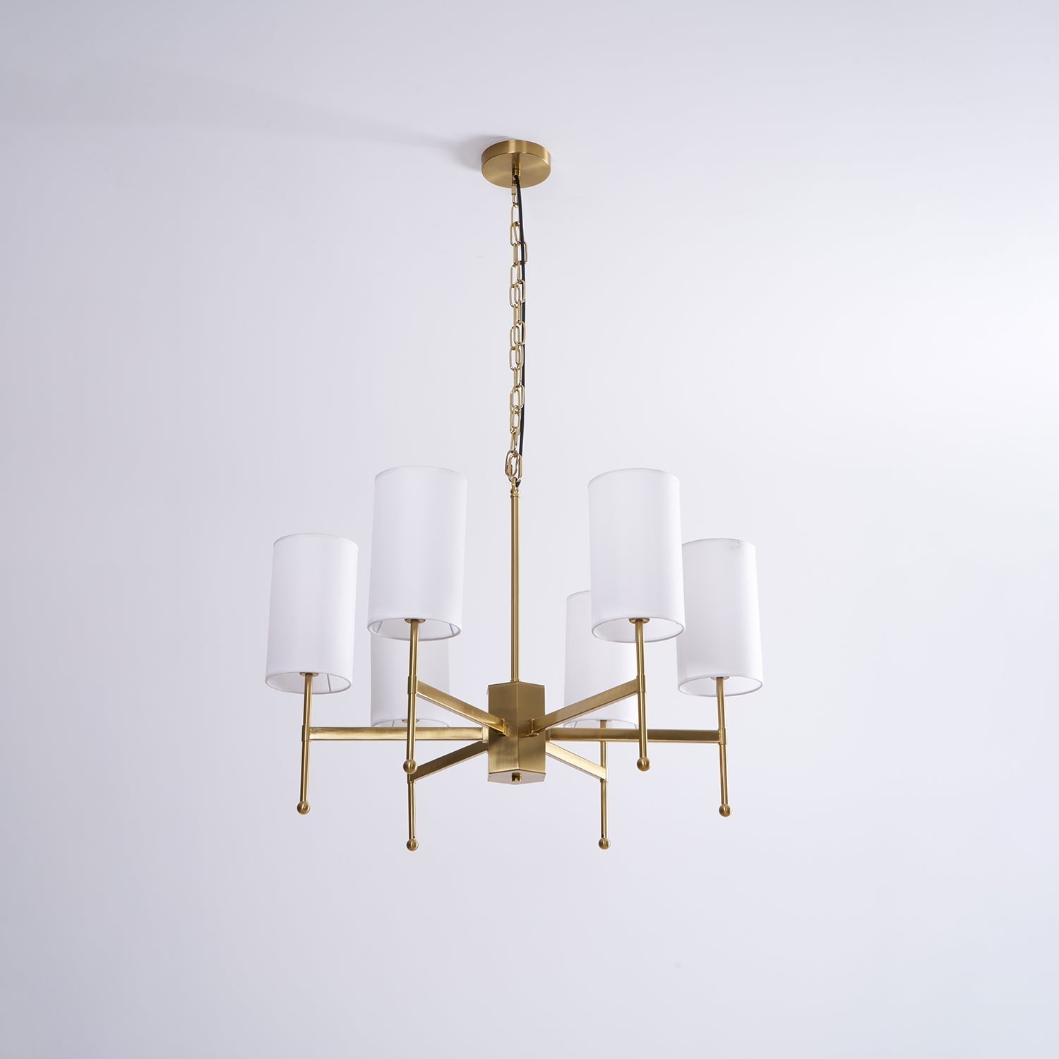 Ulcarisra Vintage Kronleuchter aus Messing mit Stoffbezug-Letslighting