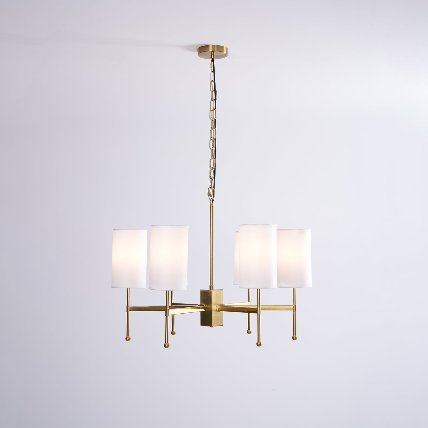 Ulcarisra Vintage Kronleuchter aus Messing mit Stoffbezug-Letslighting