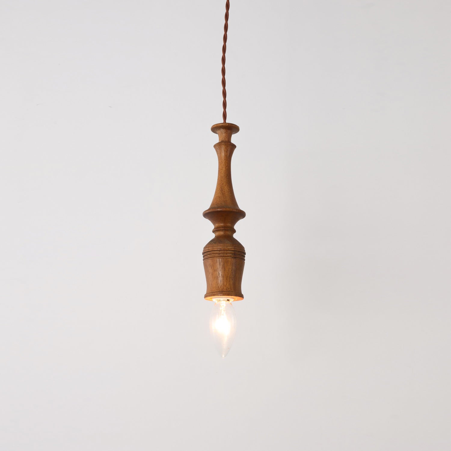 Iraeiel Vintage Minimalistisch Holz Pendelleuchte-Letslighting