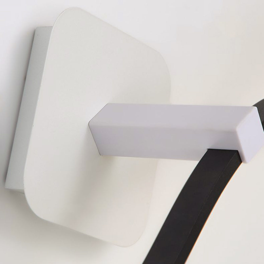 Arisha Minimalistische Lineare Metall-Wandleuchte, Schwarz/Weiß