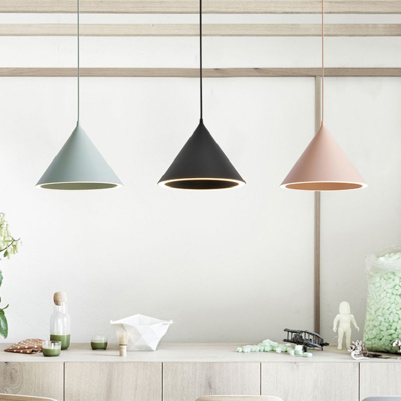 Valentina Minimalistische LED Pendelleuchte Weiß/Schwarz Schlafzimmer Acryl