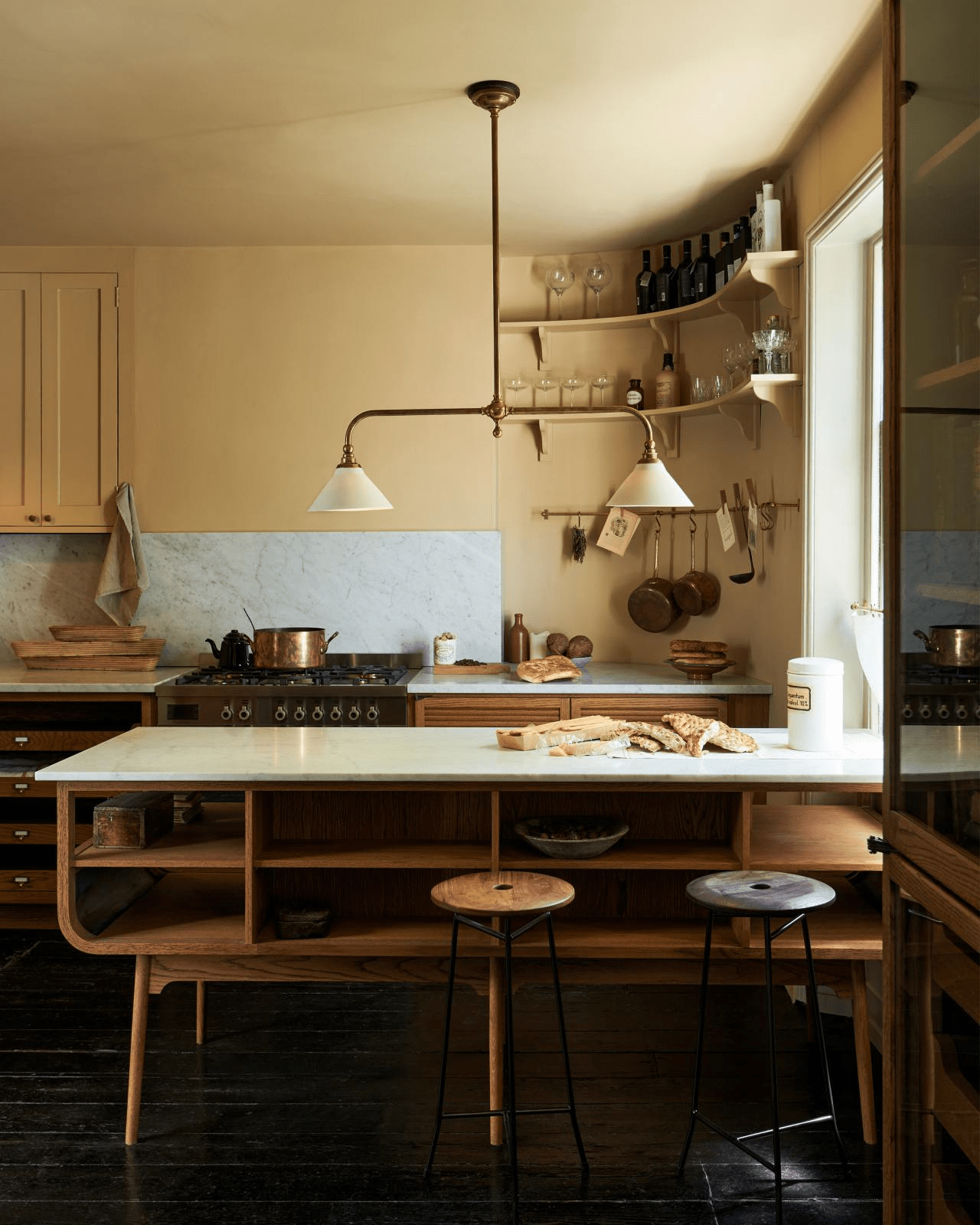 Bridgemont Pendant Light - Blowlighting