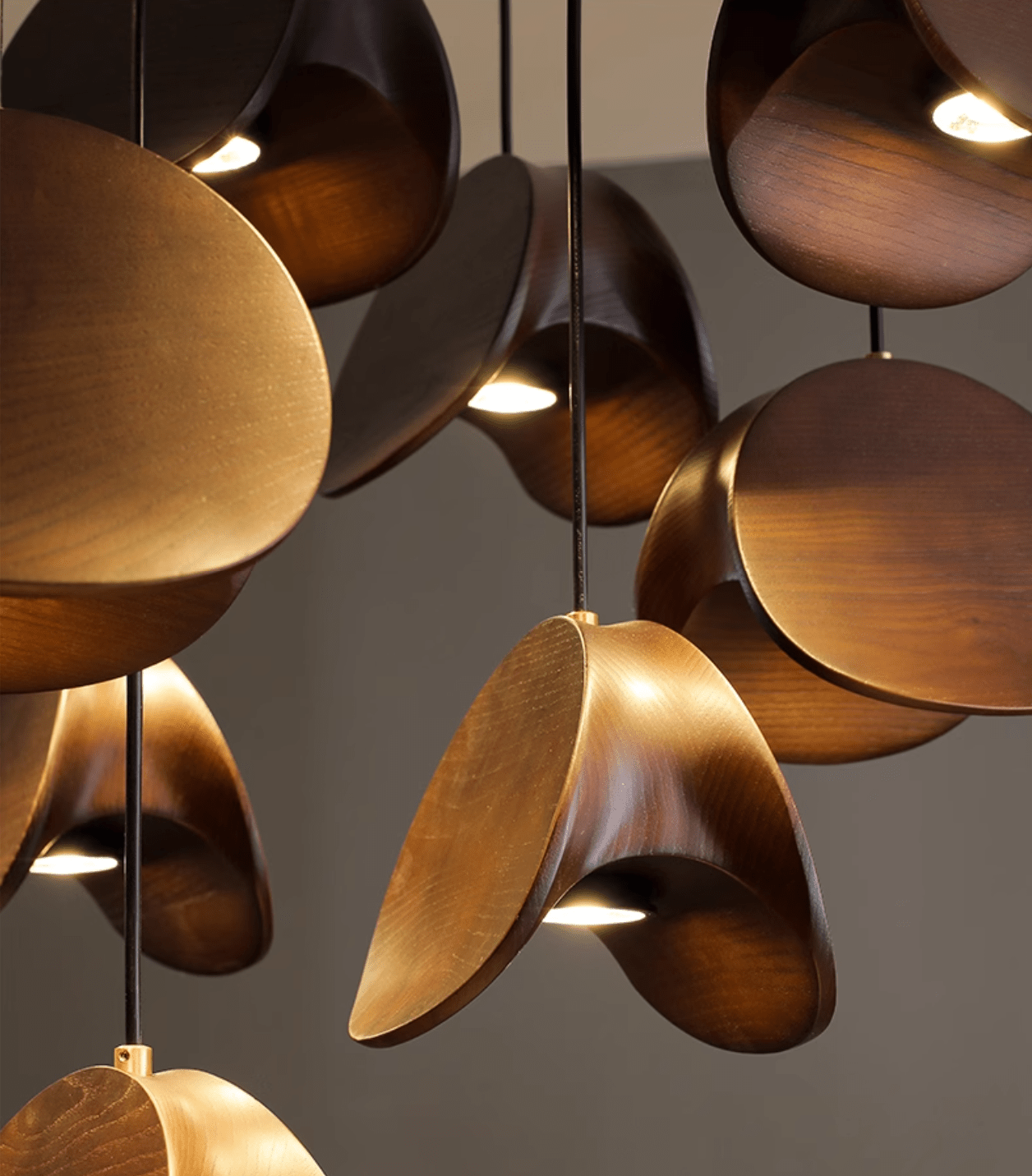 Tavro Minimalistische Pendelleuchte aus Holz-Letslighting
