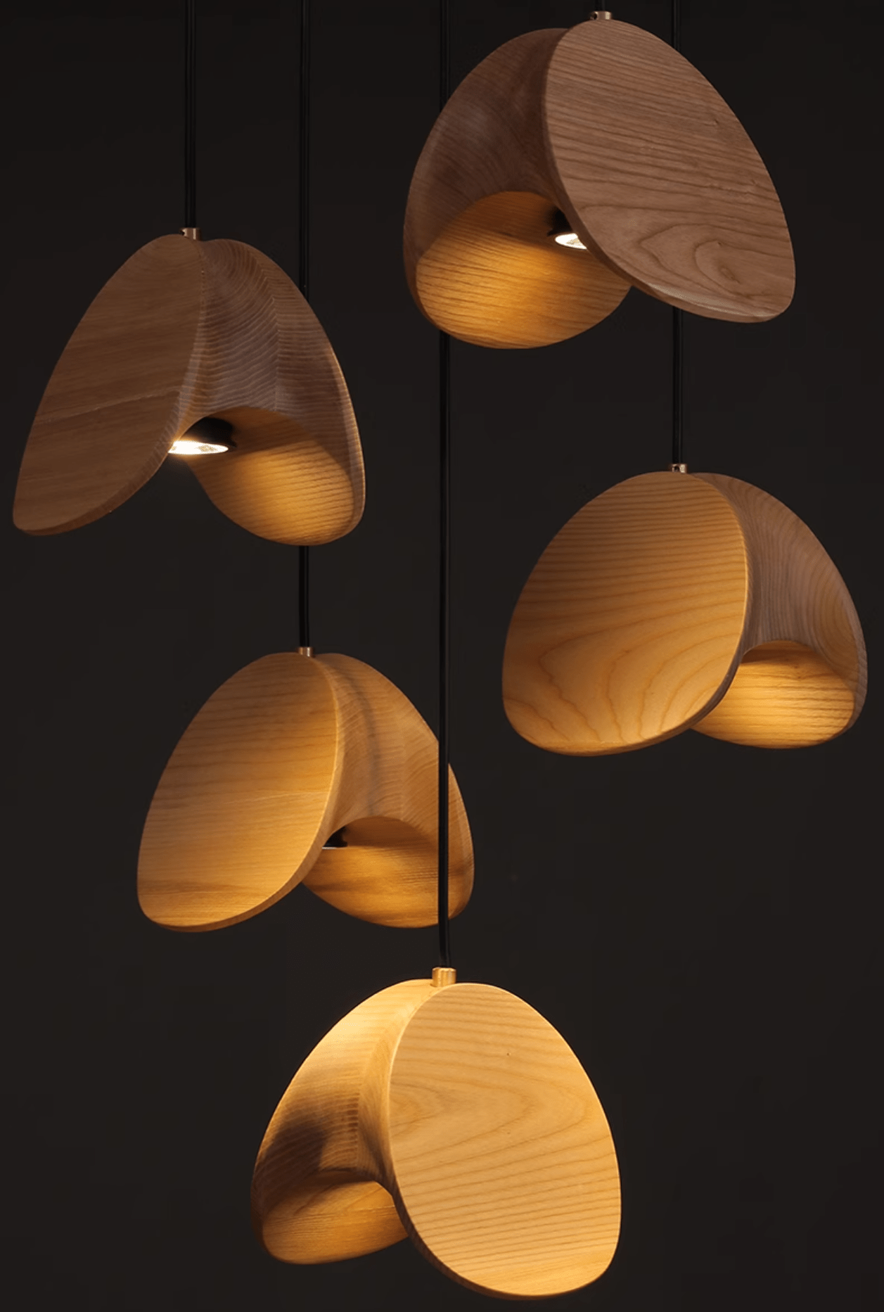 Tavro Minimalistische Pendelleuchte aus Holz-Letslighting