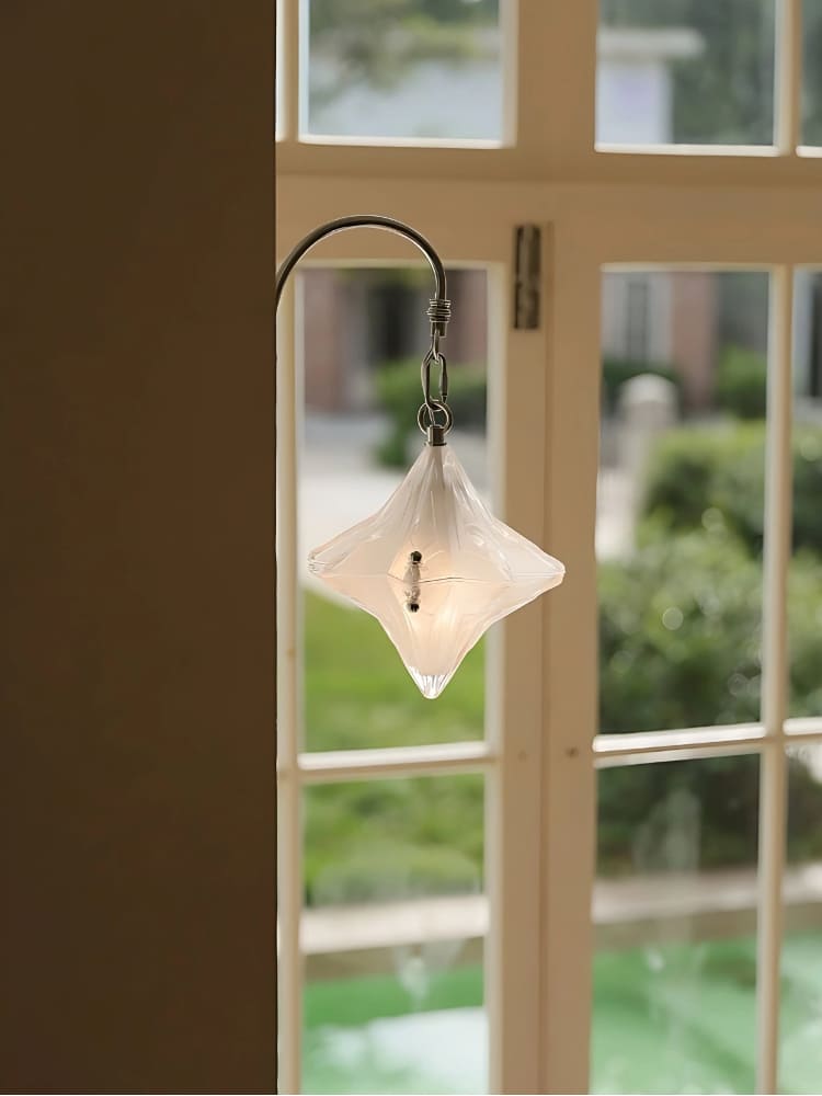 Art Deco Wandleuchte mit klarem Glas und Metallrahmen