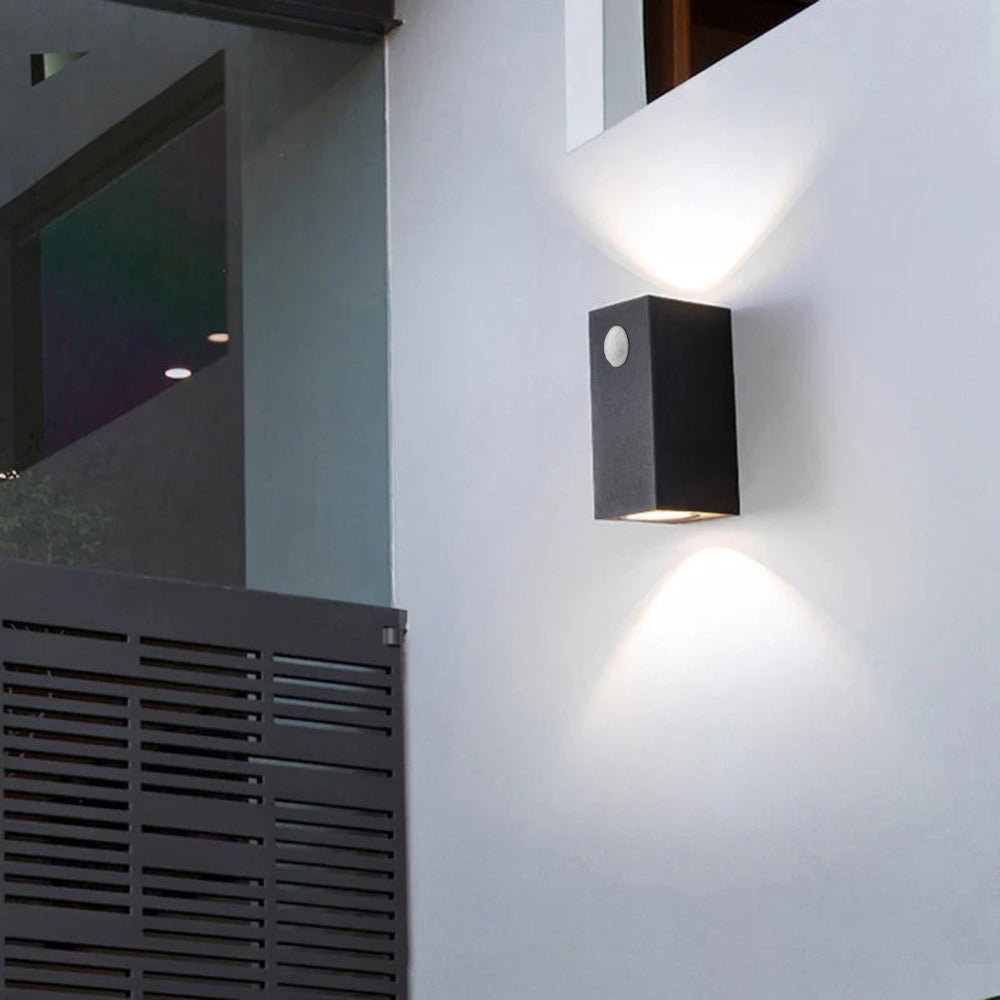Ray Modern Rechteckige LED Außenwandleuchte Metall Glas Flur Garden