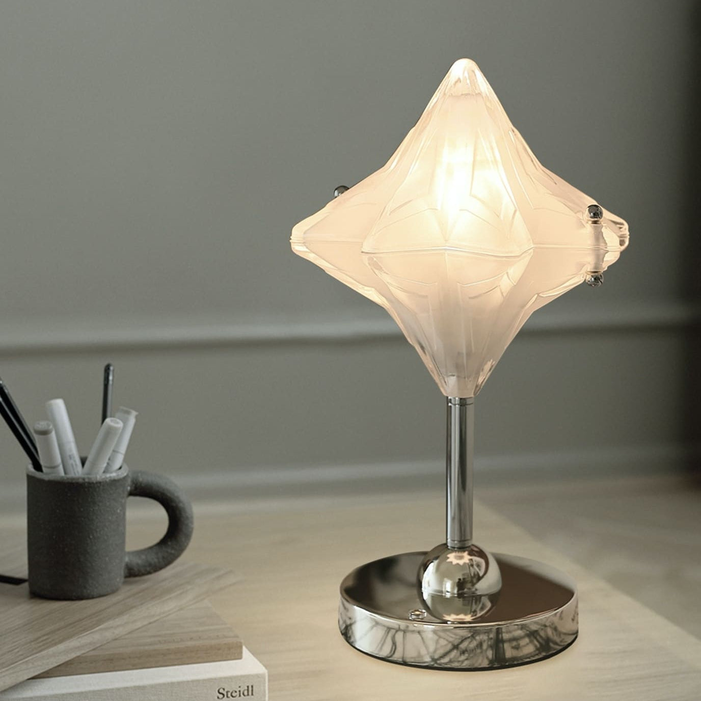 Detailansicht der Art Deco Sternenlampe