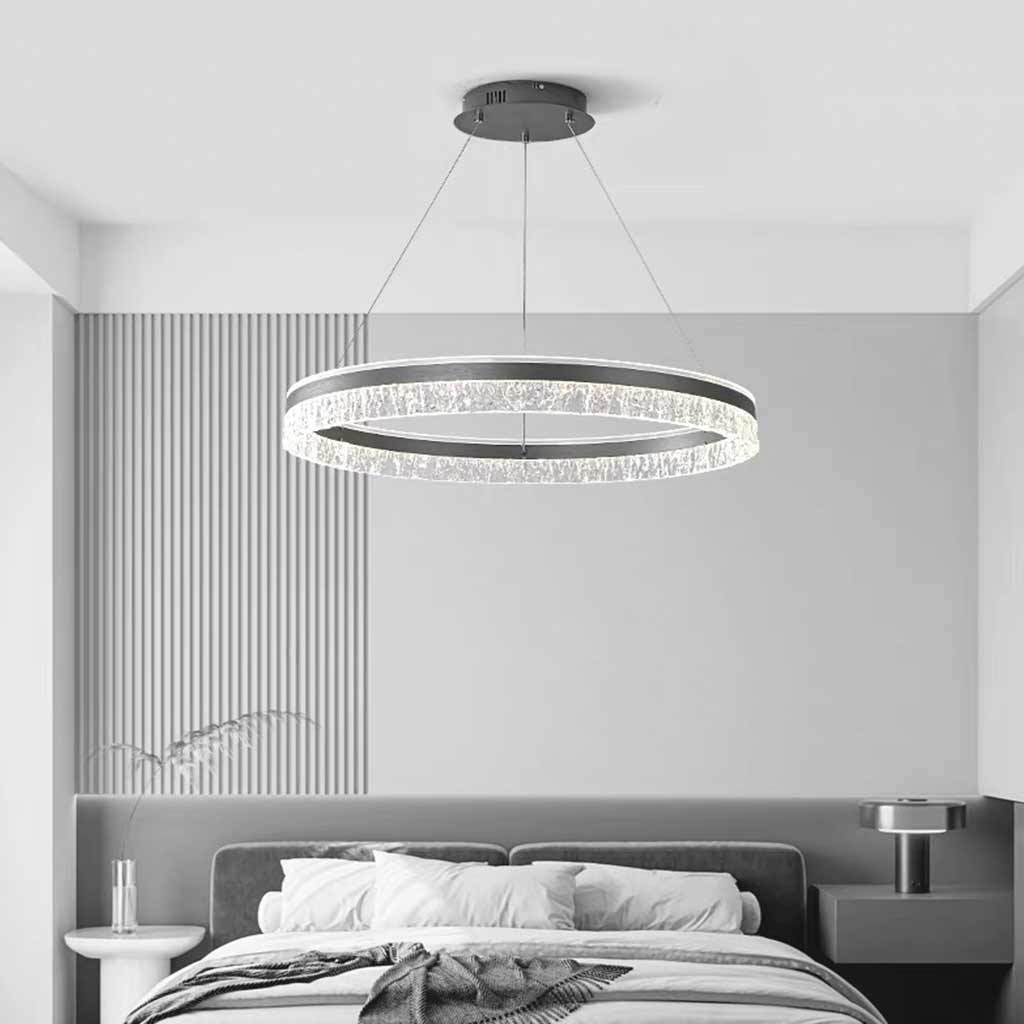 Grauer Luxus-Kronleuchter mit Kreisring-Design