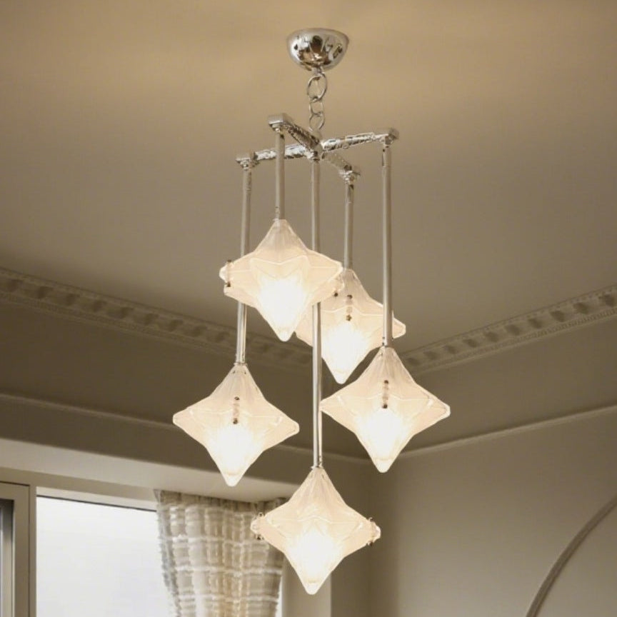 Art Deco Stern Kronleuchter Milchglas, romantische Beleuchtung